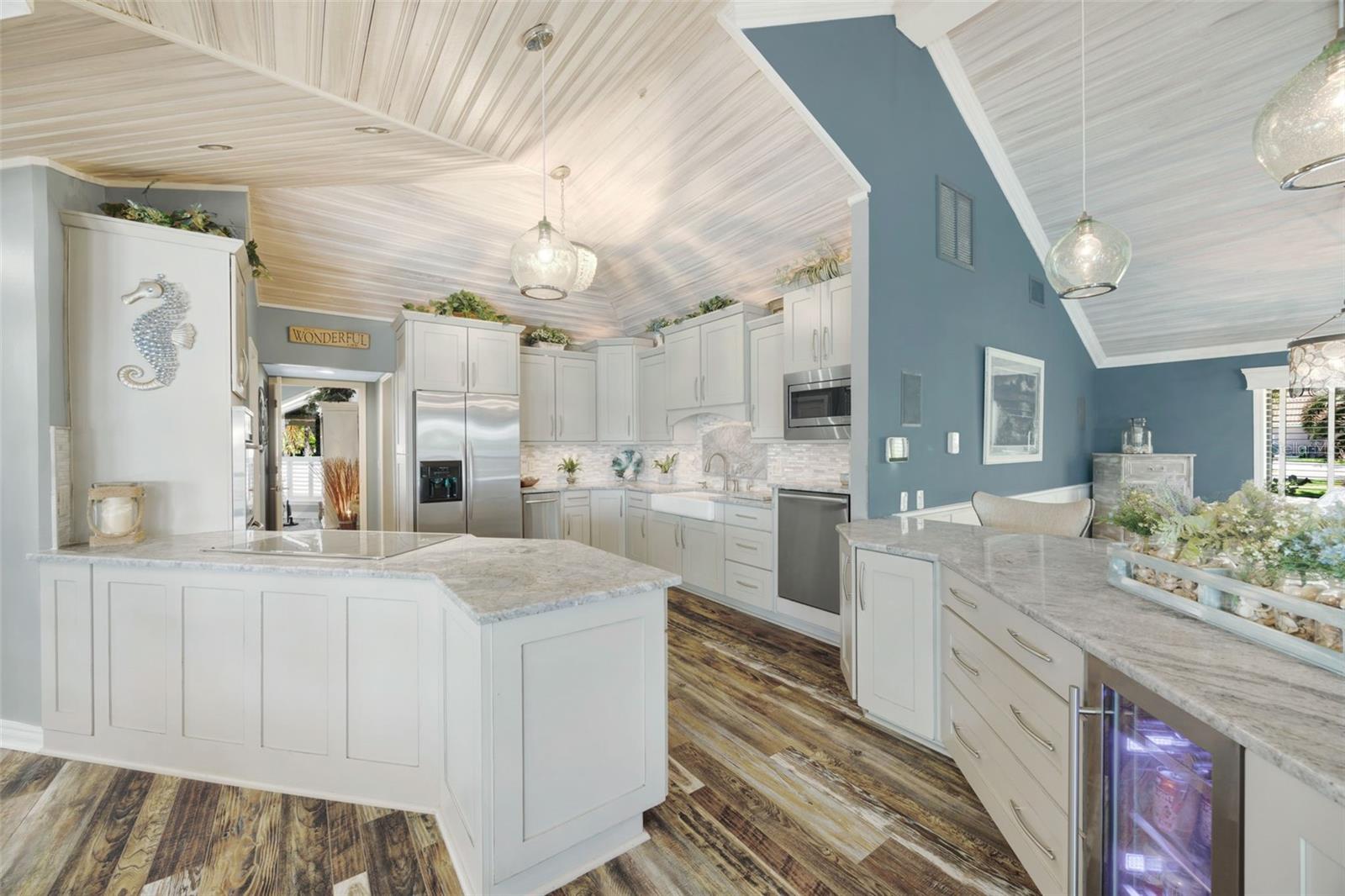 Image 10 of 52 For 6605 Seabird Way