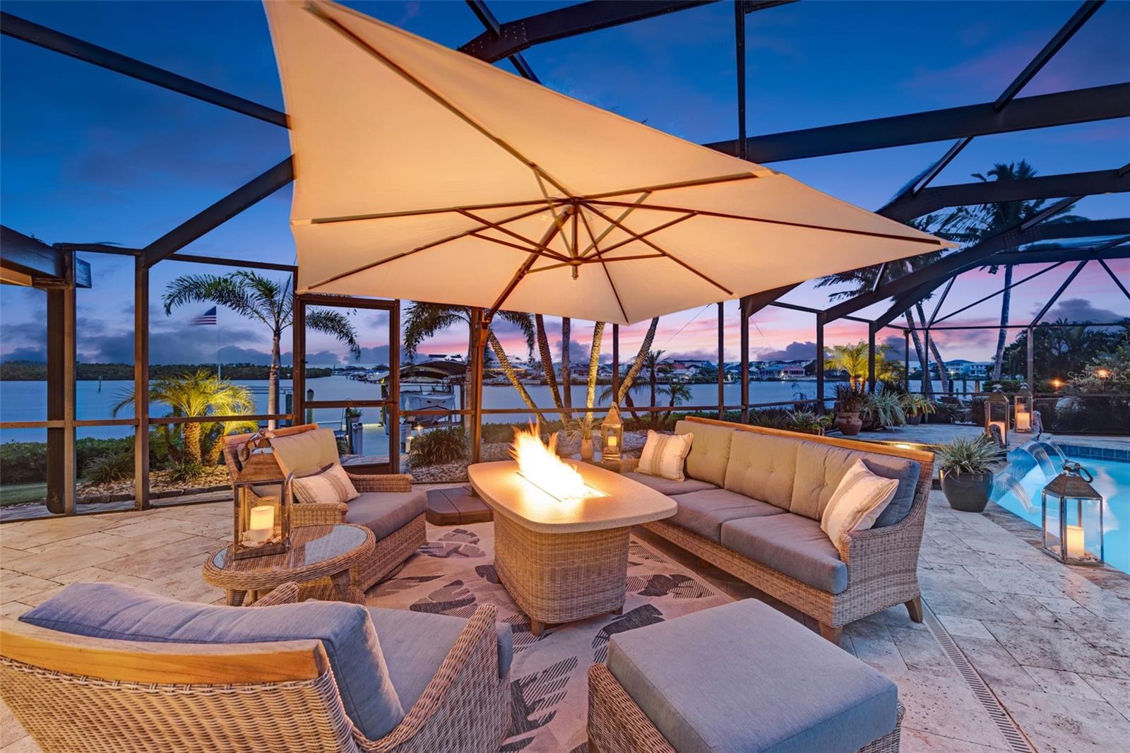Image 4 of 52 For 6605 Seabird Way