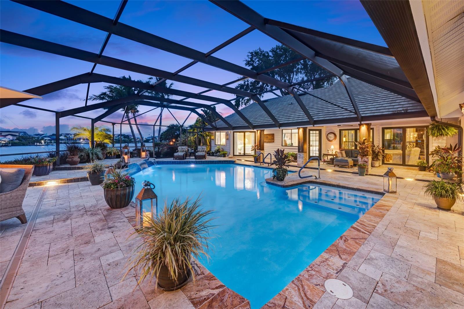 Image 5 of 52 For 6605 Seabird Way
