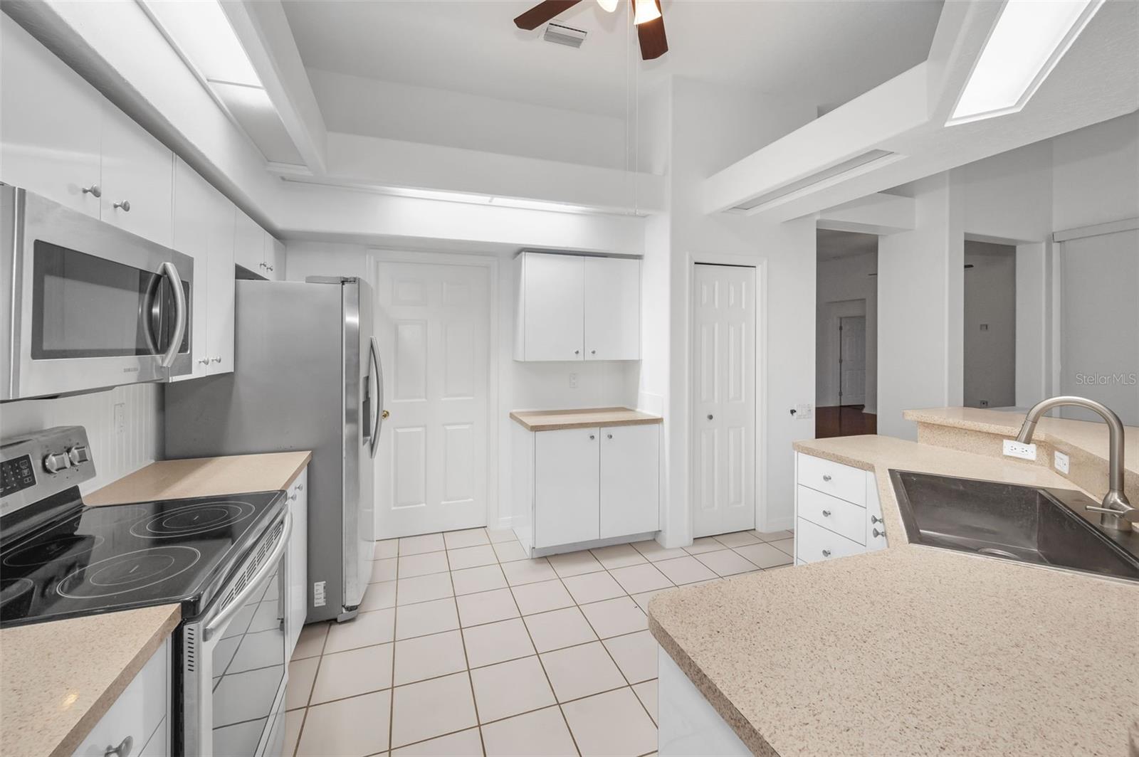 Image 12 of 39 For 3612 Covington Drive