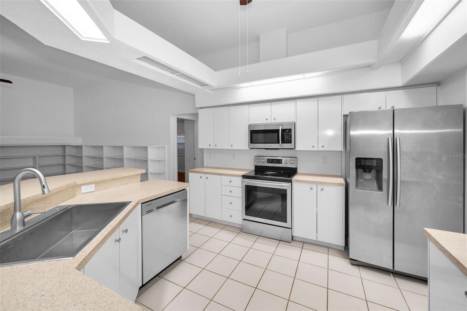 Image 13 of 39 For 3612 Covington Drive