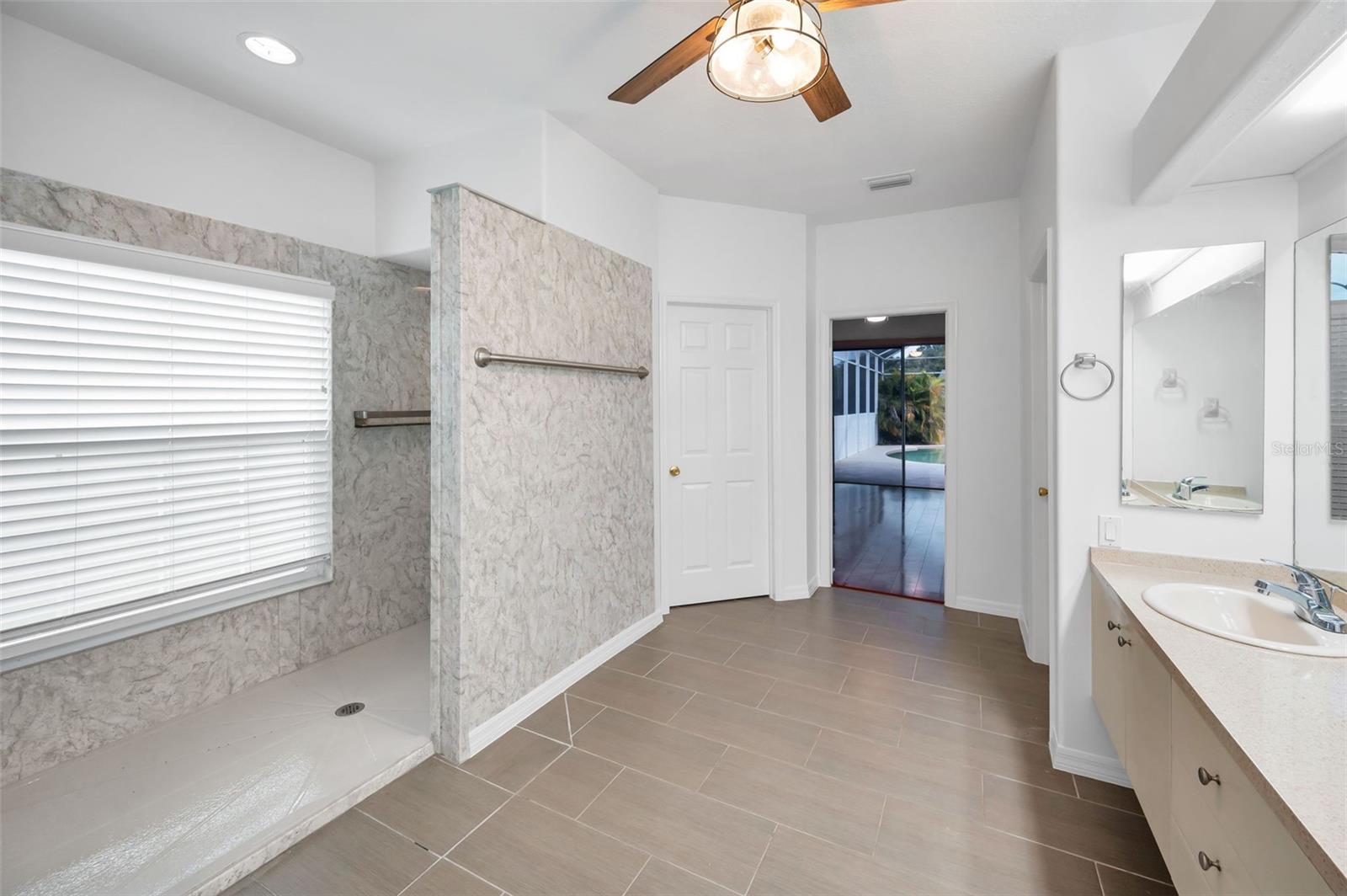 Image 22 of 39 For 3612 Covington Drive