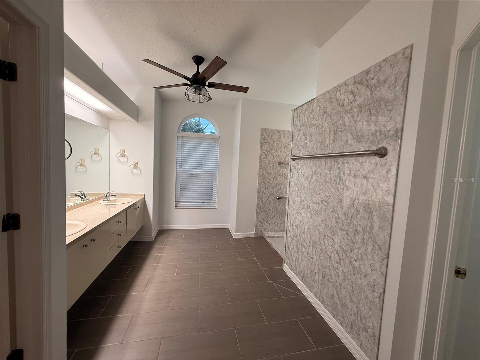 Image 6 of 39 For 3612 Covington Drive