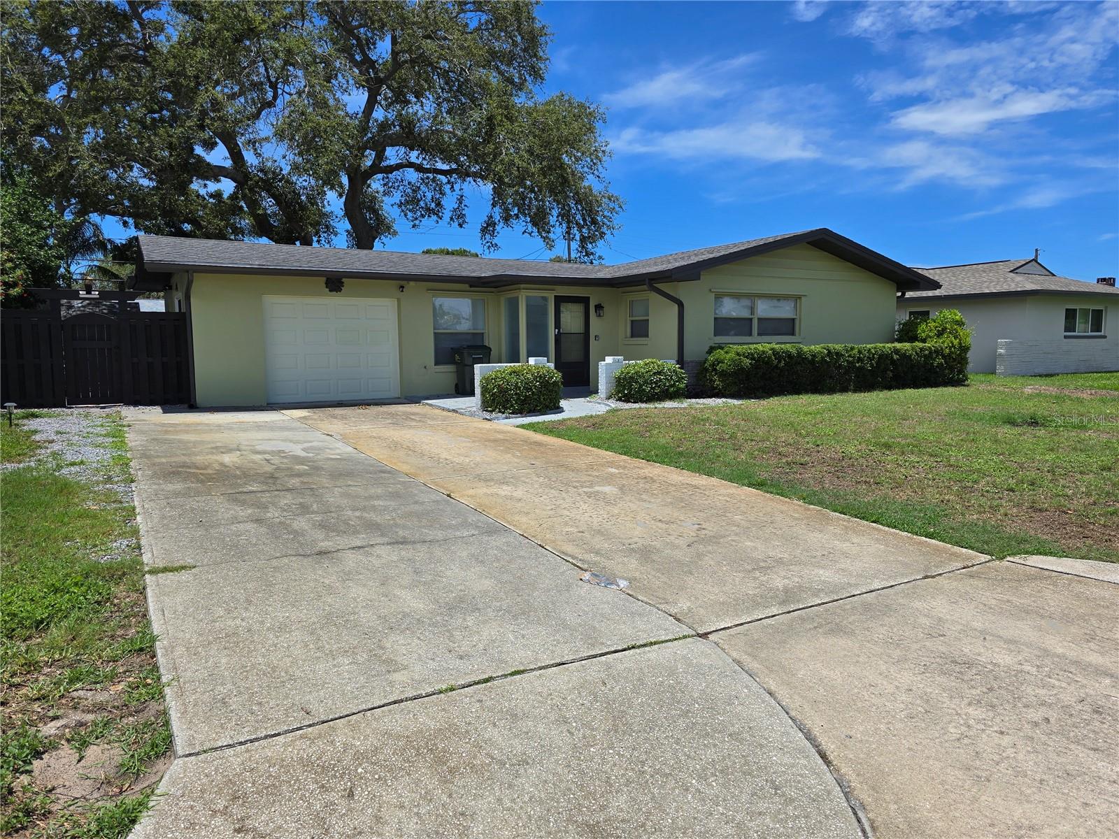 Image 2 of 23 For 13754 Trinidad Drive