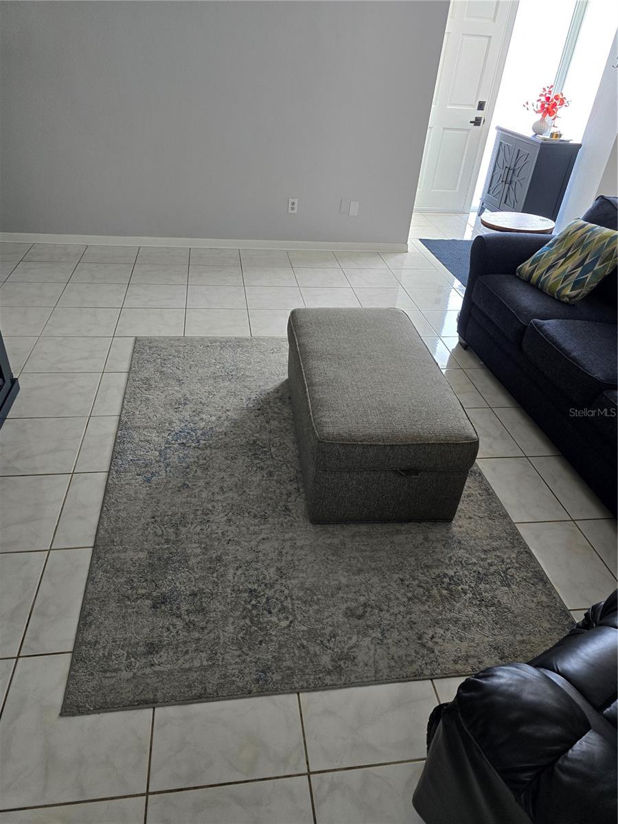 Image 6 of 23 For 13754 Trinidad Drive
