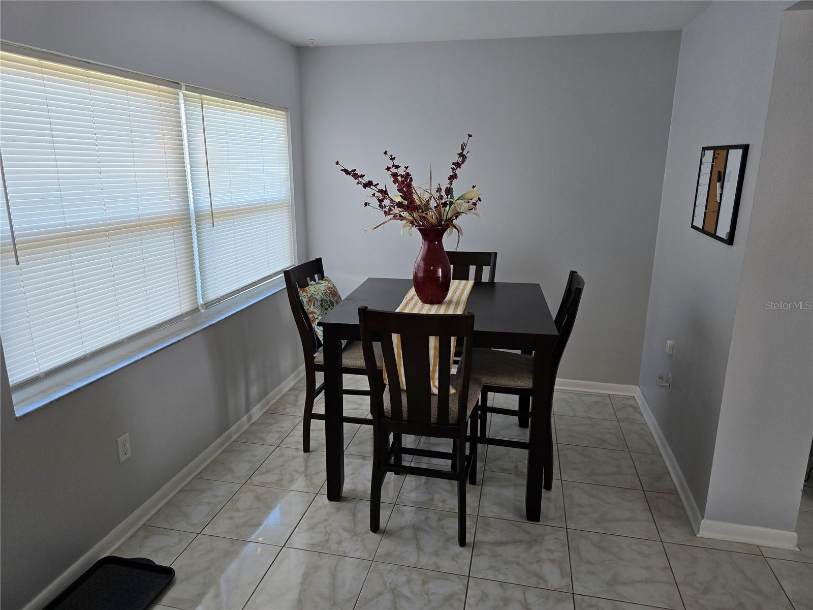 Image 7 of 23 For 13754 Trinidad Drive