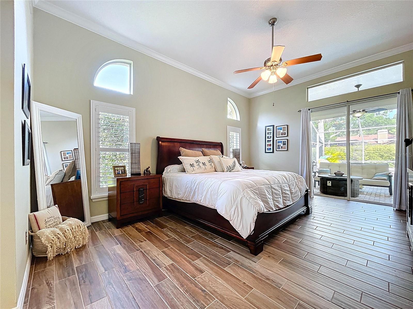 Image 21 of 48 For 1358 Forestedge Boulevard