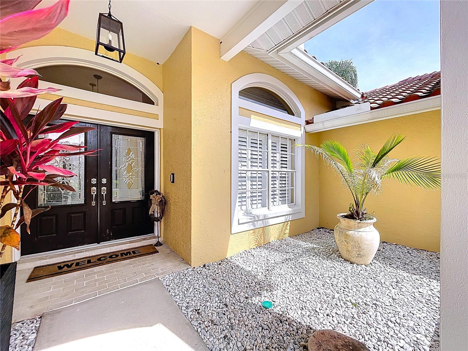 Image 3 of 48 For 1358 Forestedge Boulevard