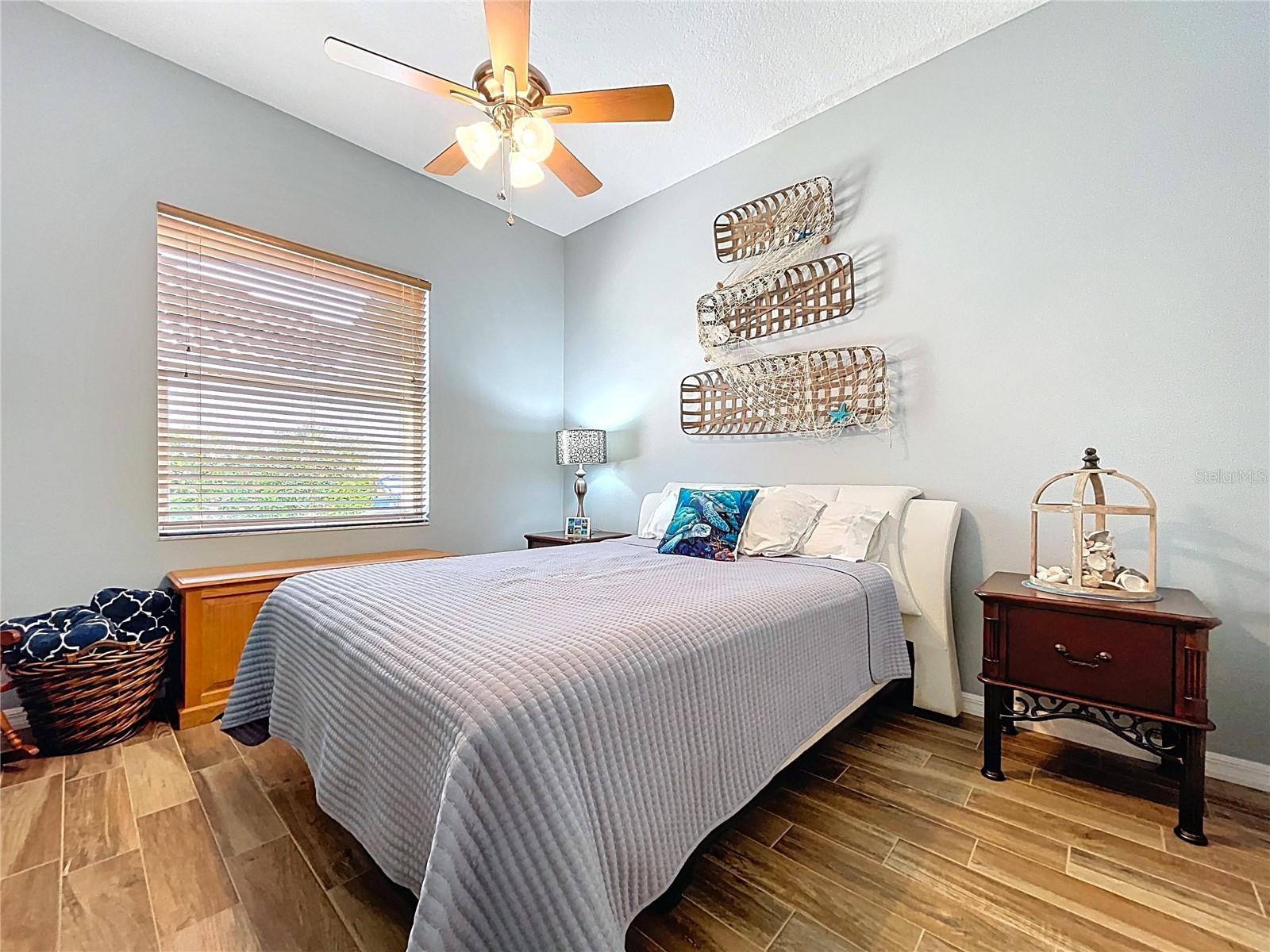 Image 30 of 48 For 1358 Forestedge Boulevard