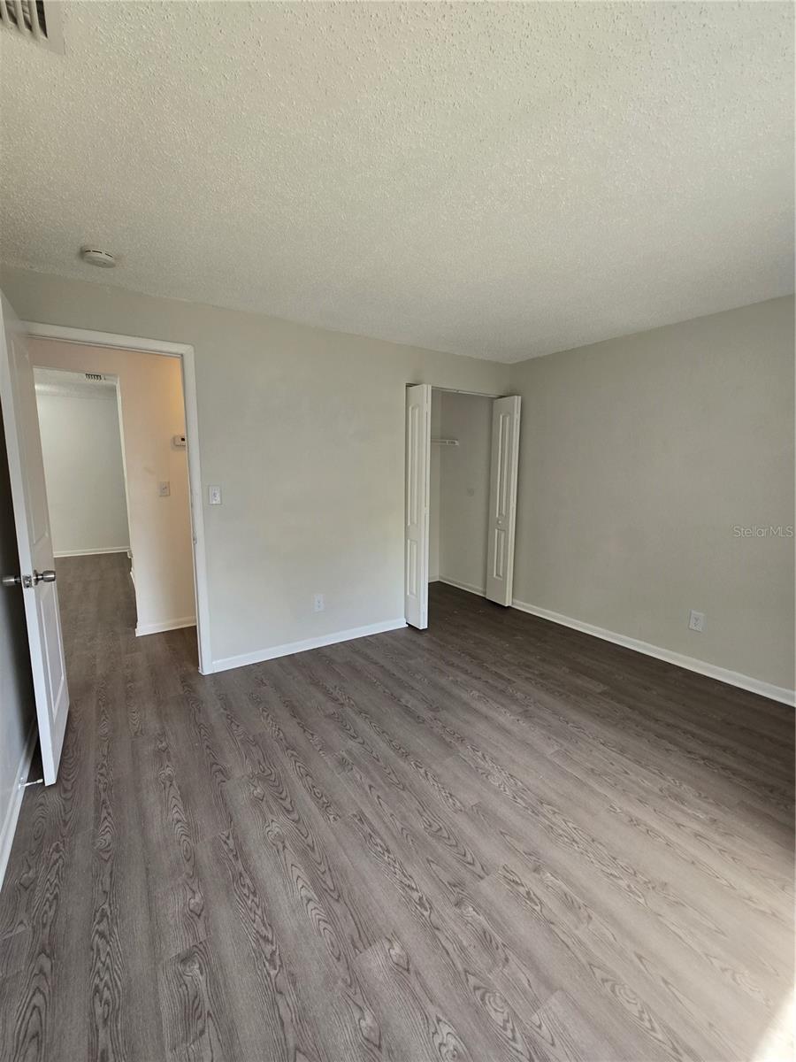 Image 15 of 18 For 13714 20th Street D