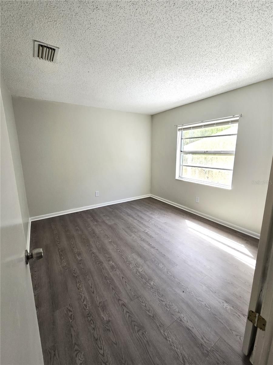 Image 9 of 18 For 13714 20th Street D