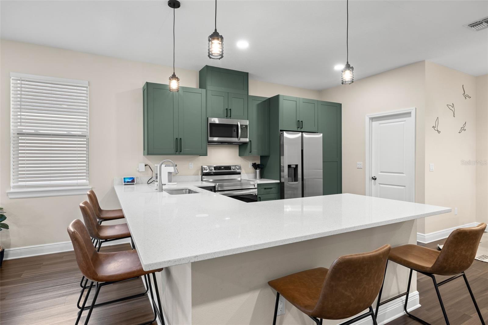 Image 7 of 32 For 1803 Powhatan Avenue