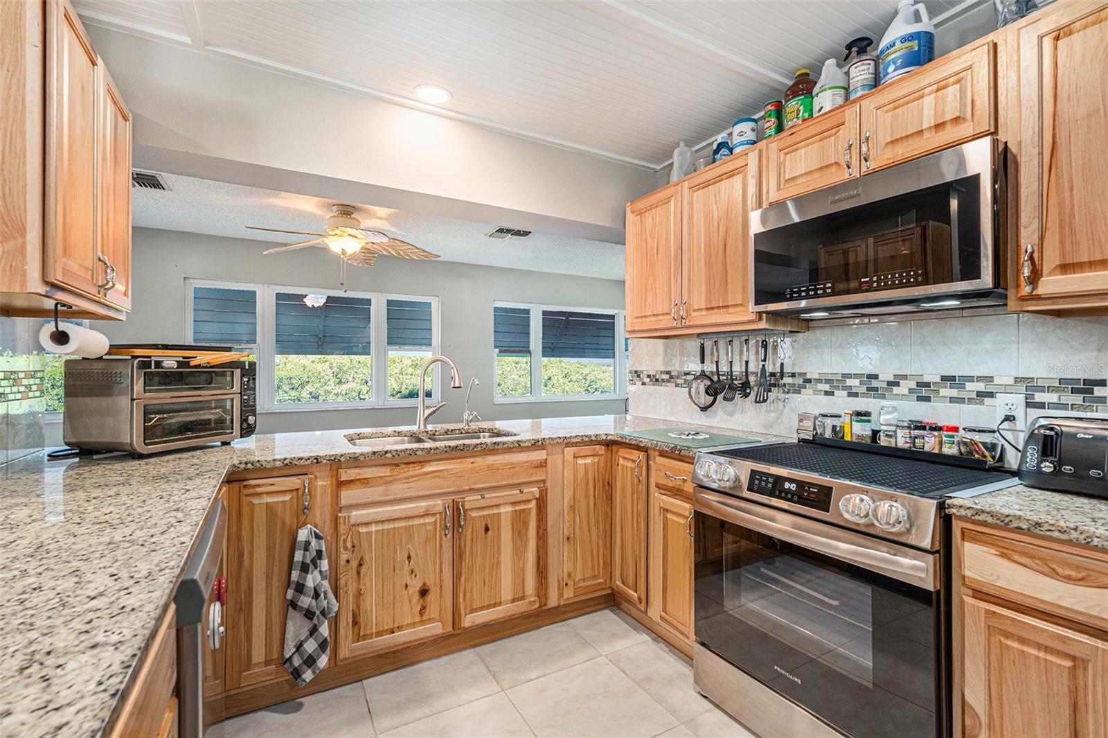 Image 16 of 40 For 9909 San Diego Way