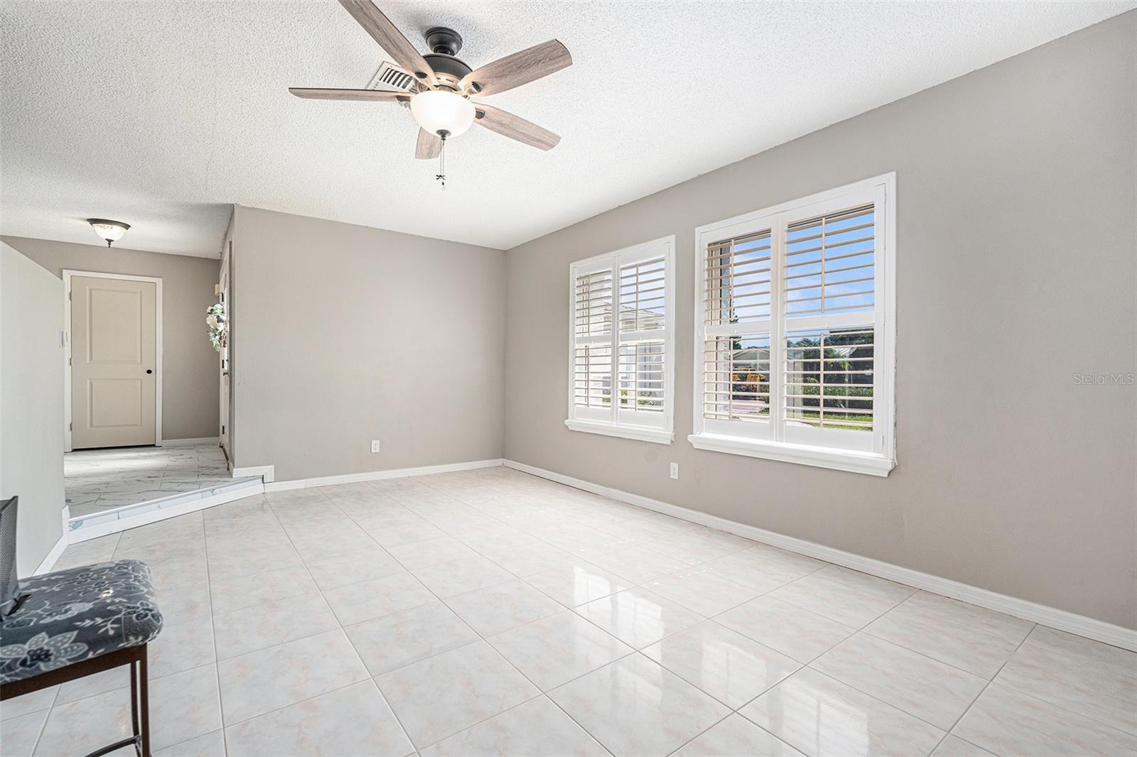 Image 8 of 40 For 9909 San Diego Way