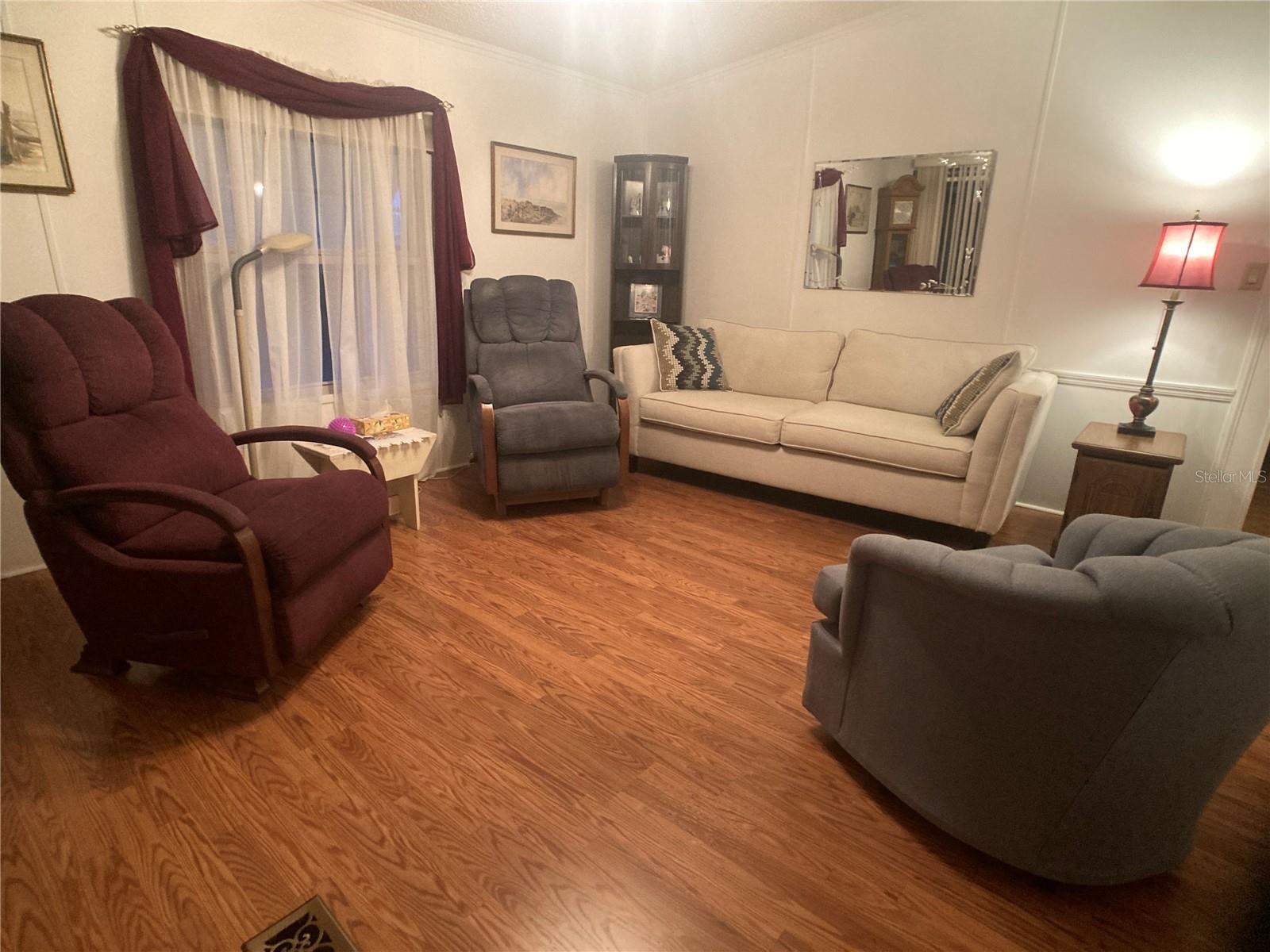 Image 12 of 32 For 1710 7th Street Sw 39
