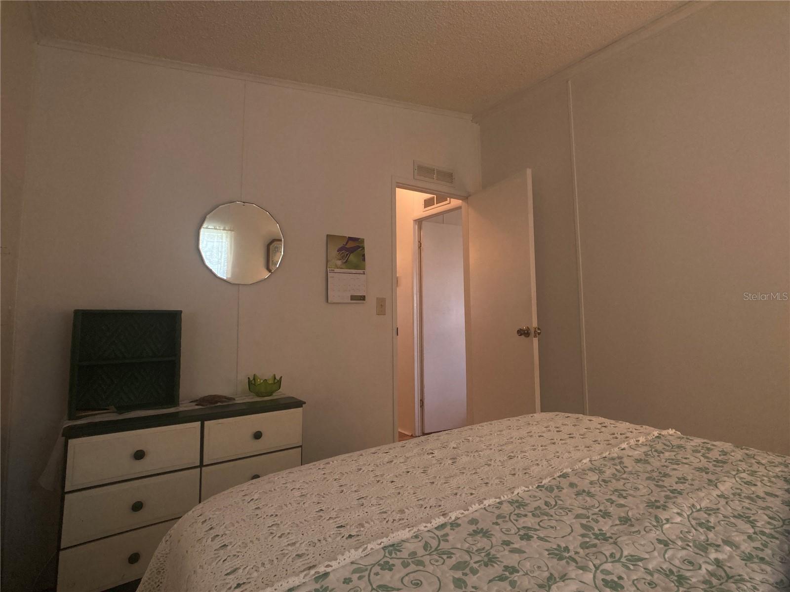 Image 21 of 32 For 1710 7th Street Sw 39