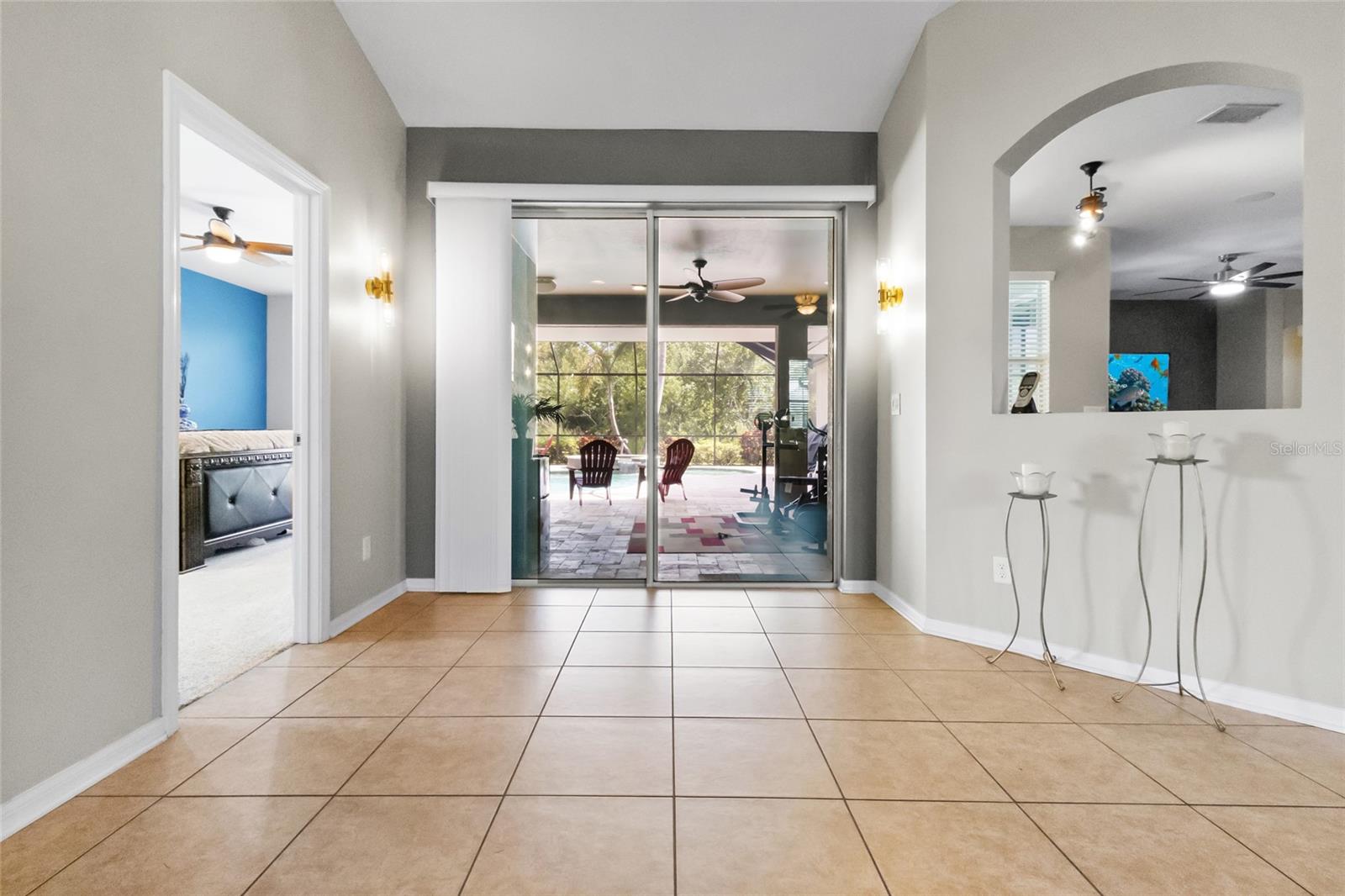 Image 10 of 58 For 317 Royal Bonnet Drive