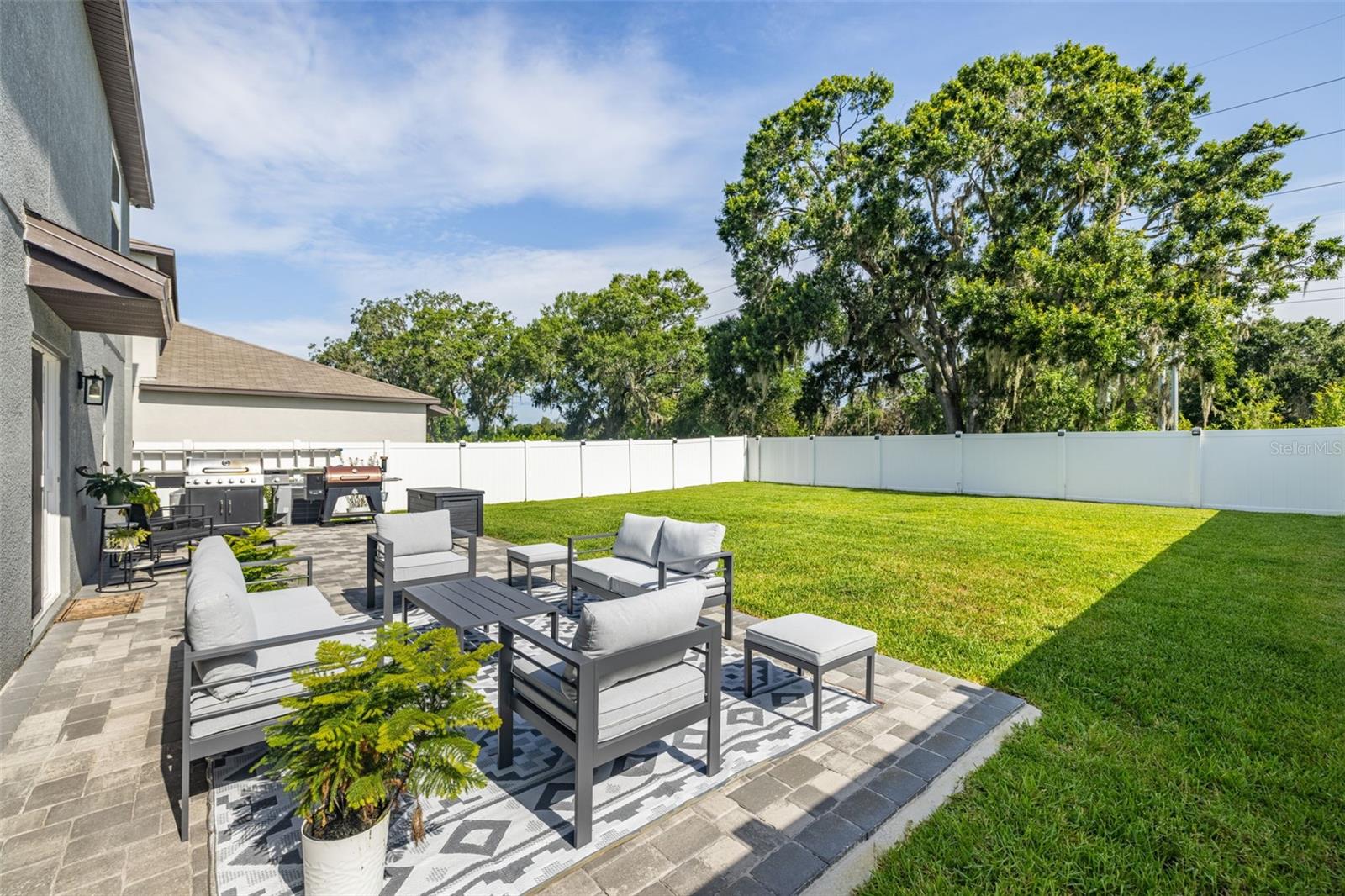 Image 33 of 39 For 10270 Shady Preserve Drive