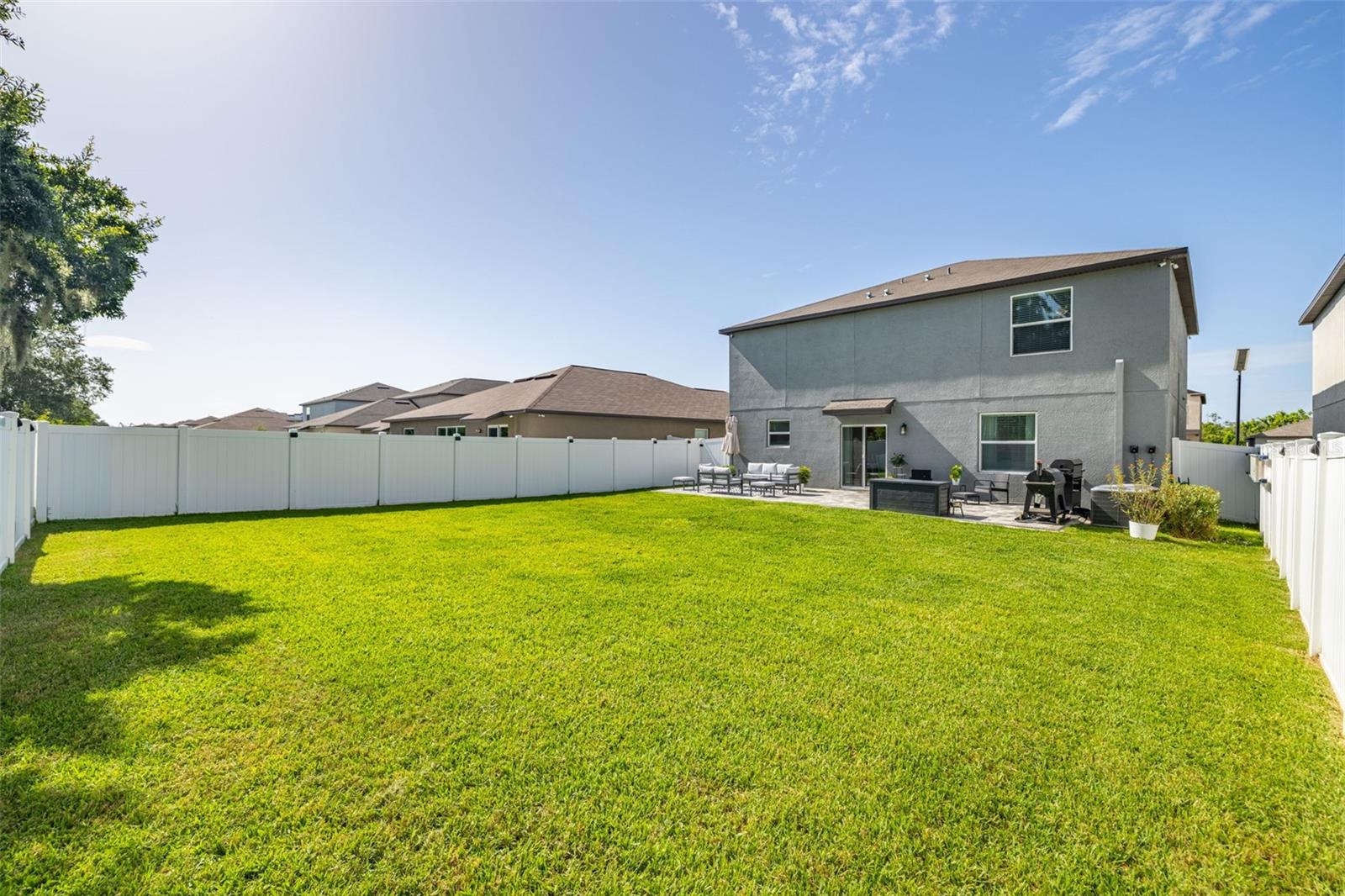 Image 36 of 39 For 10270 Shady Preserve Drive