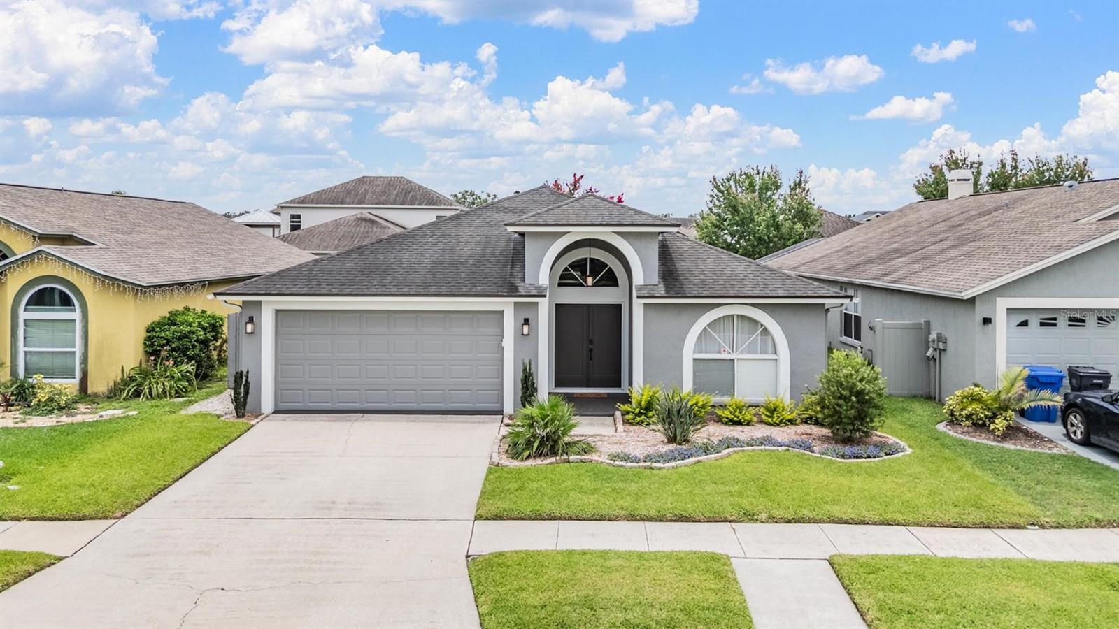 Image 2 of 35 For 2208 Cattleman Drive