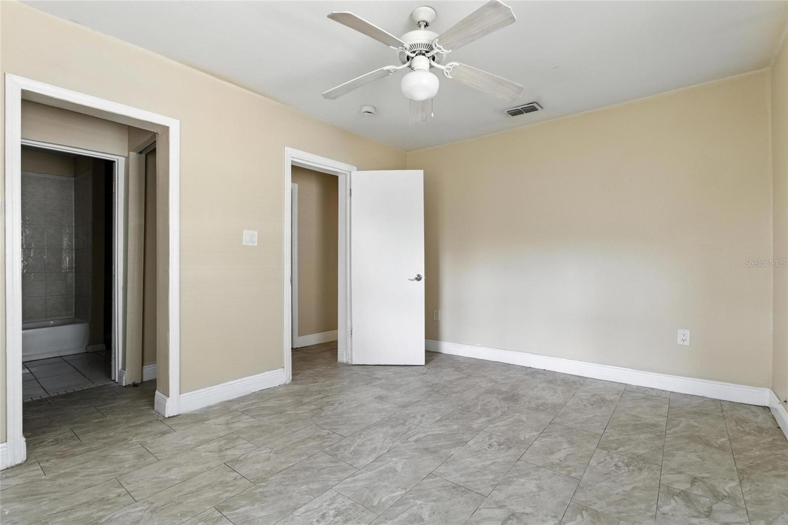 Image 10 of 26 For 3014 Emma Street