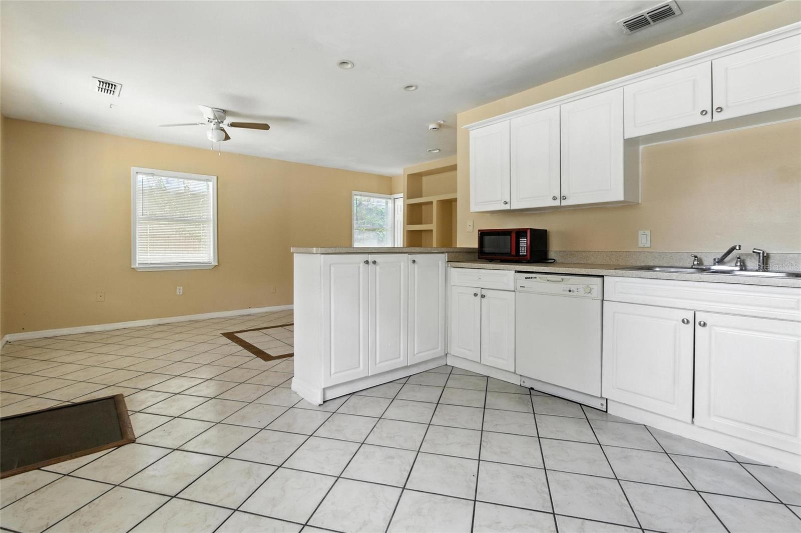 Image 21 of 26 For 3014 Emma Street