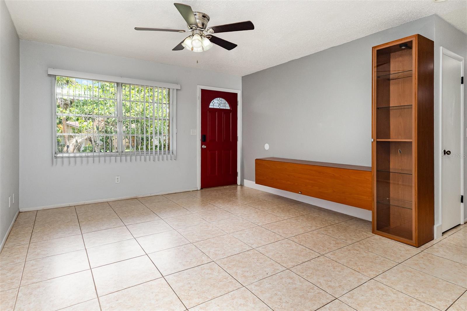 Image 5 of 20 For 530 Orange Court