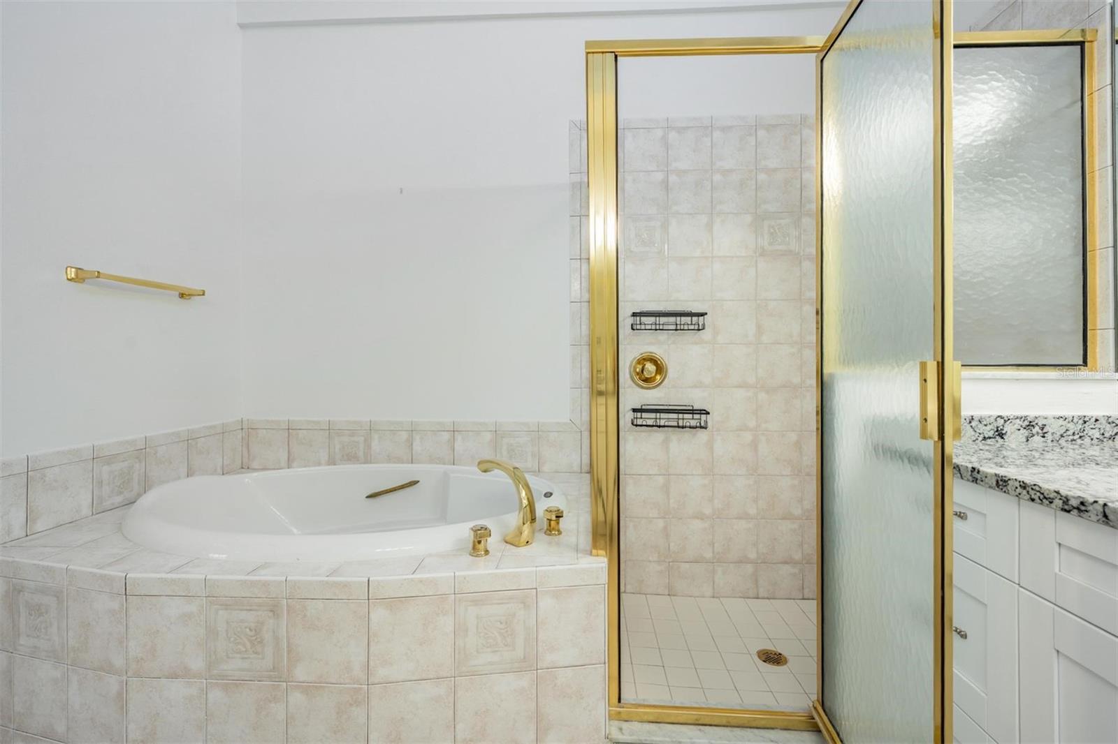 Image 18 of 29 For 2127 Lagoon Drive