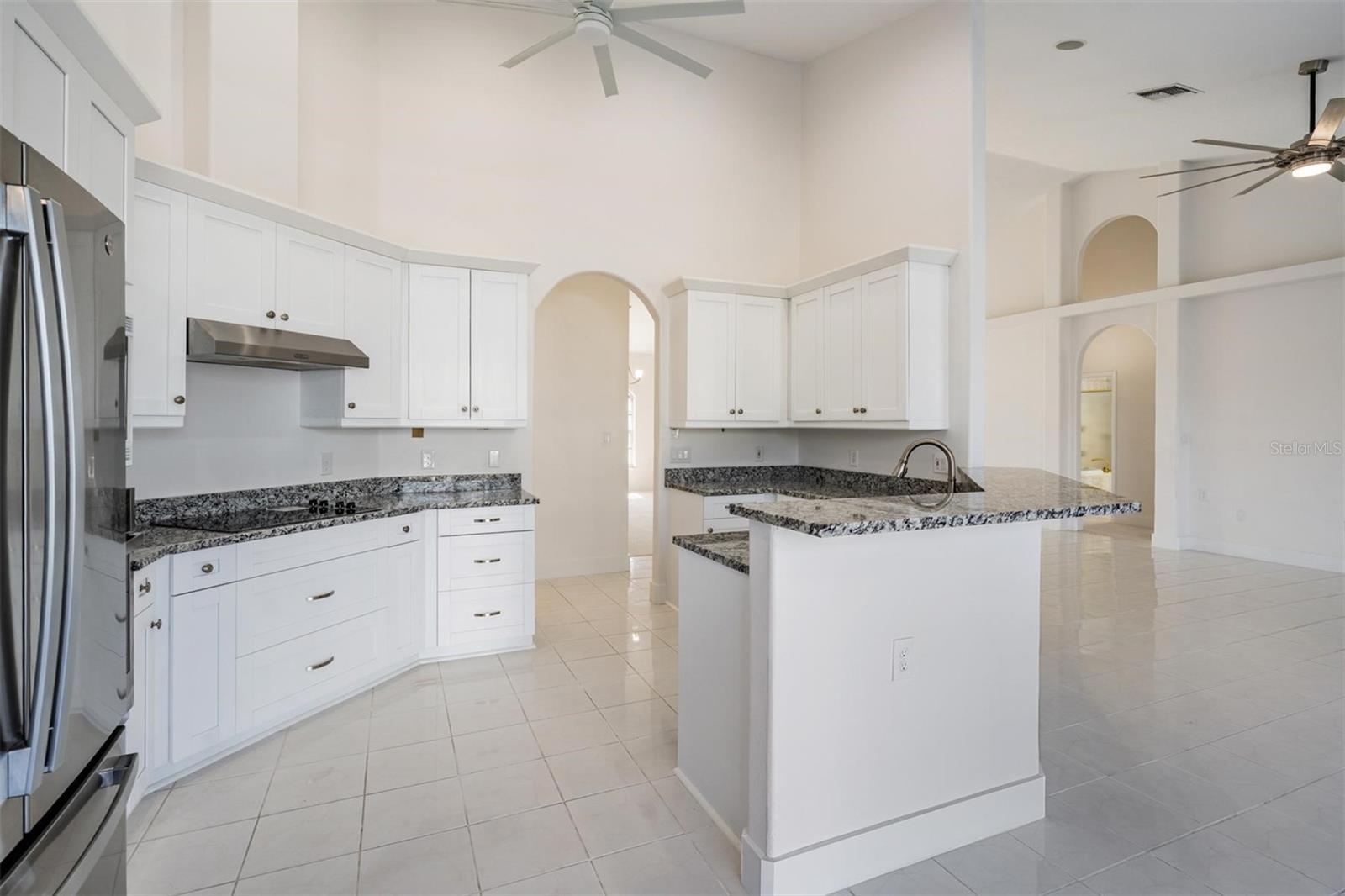 Image 6 of 29 For 2127 Lagoon Drive