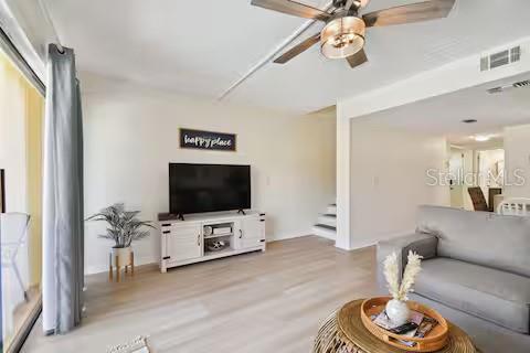 Image 10 of 55 For 314 Windrush Boulevard 13