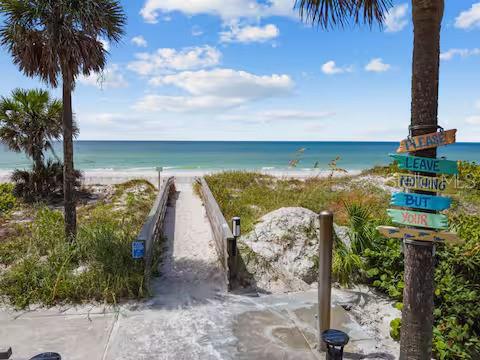 Image 6 of 55 For 314 Windrush Boulevard 13