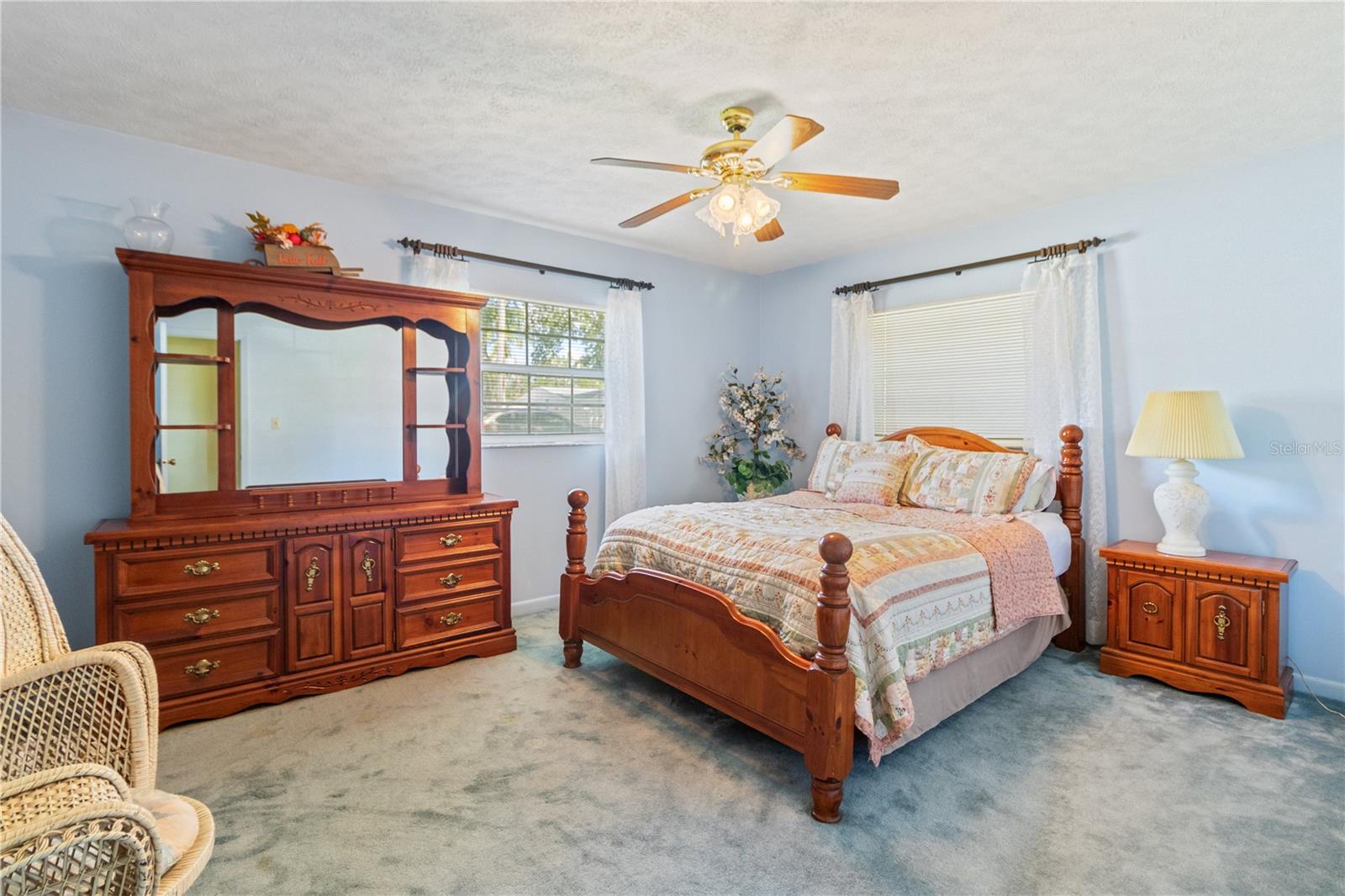 Image 18 of 36 For 16113 Tampa Street
