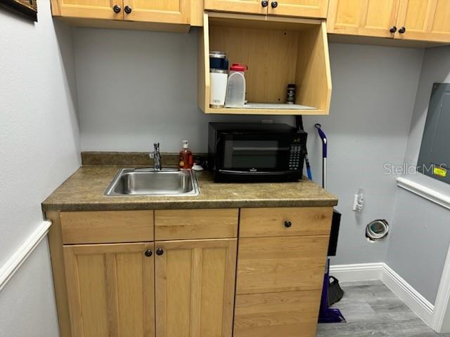 Listing photo id 3 for 27453 Cashford Circle 102