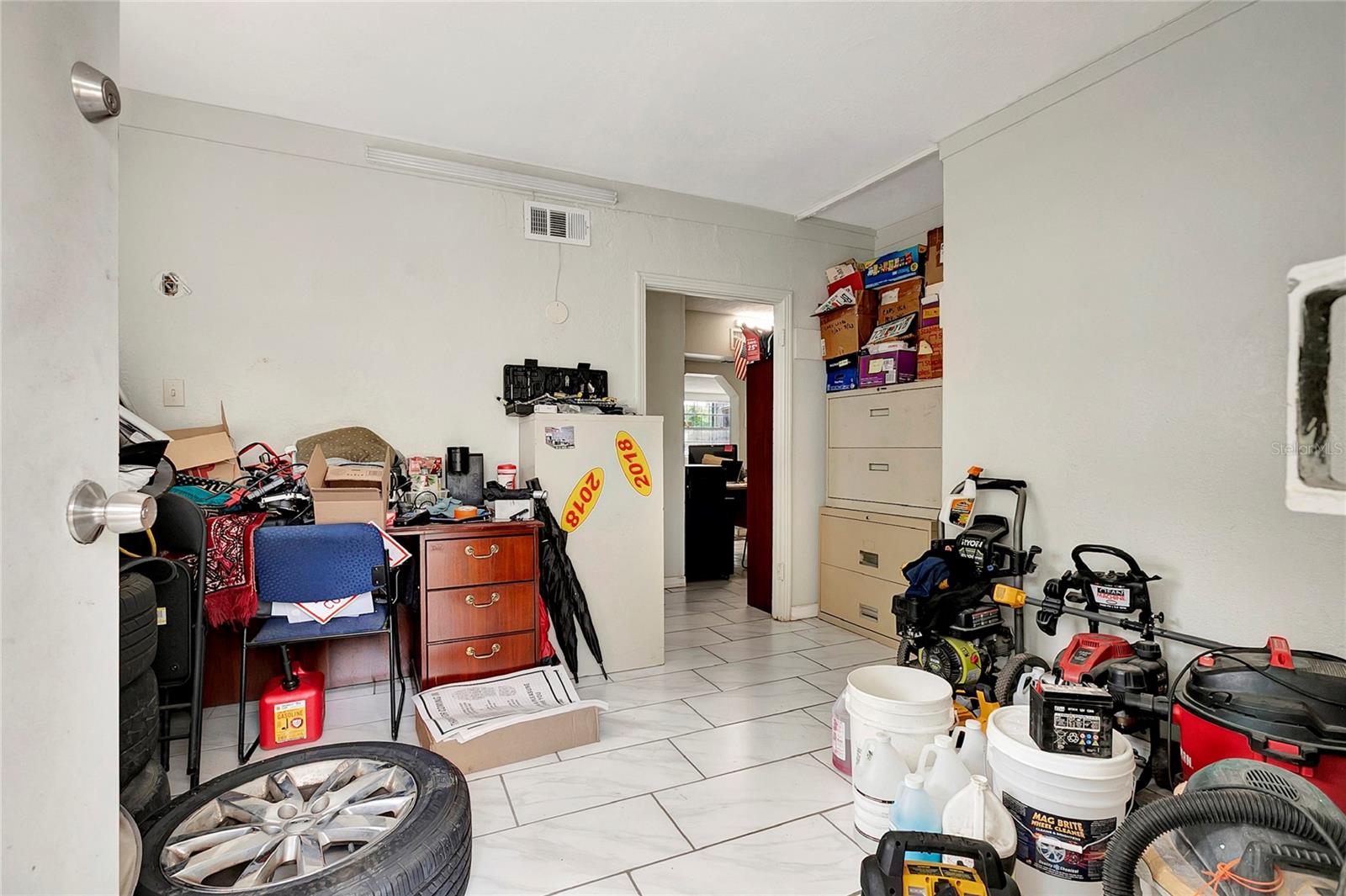 Listing photo id 28 for 14230 Florida Avenue