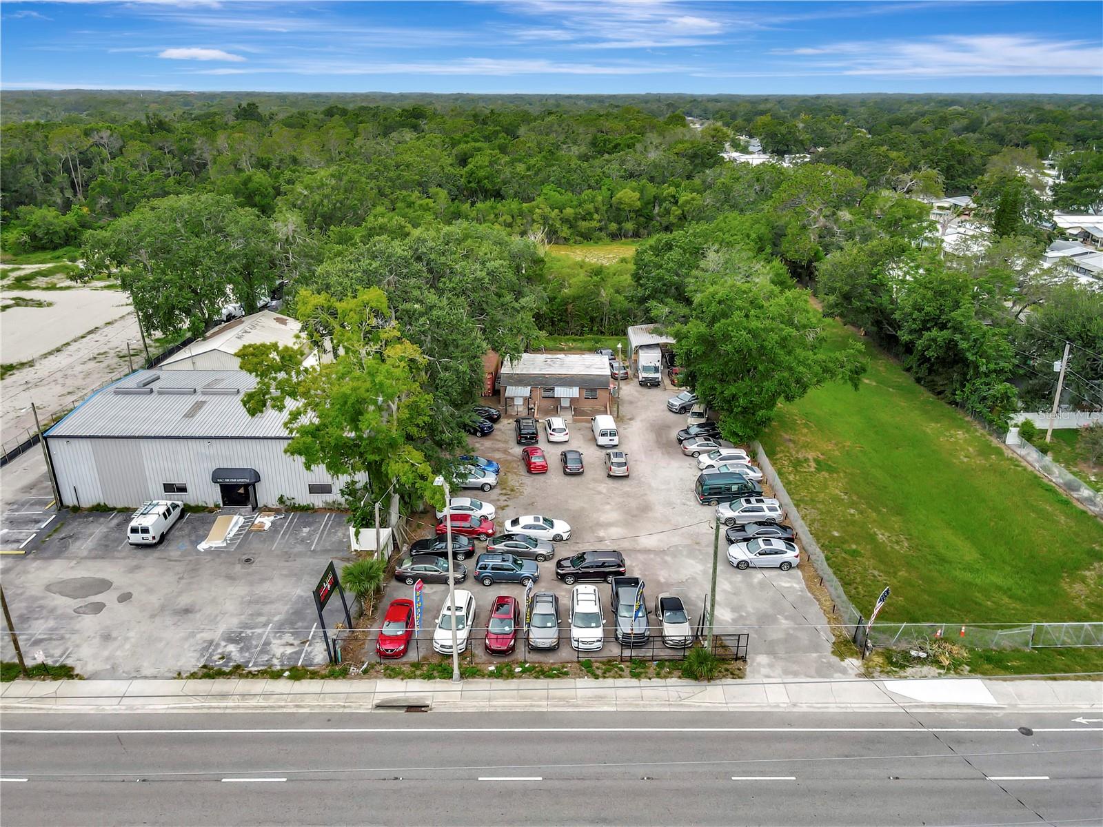 Listing photo id 33 for 14230 Florida Avenue
