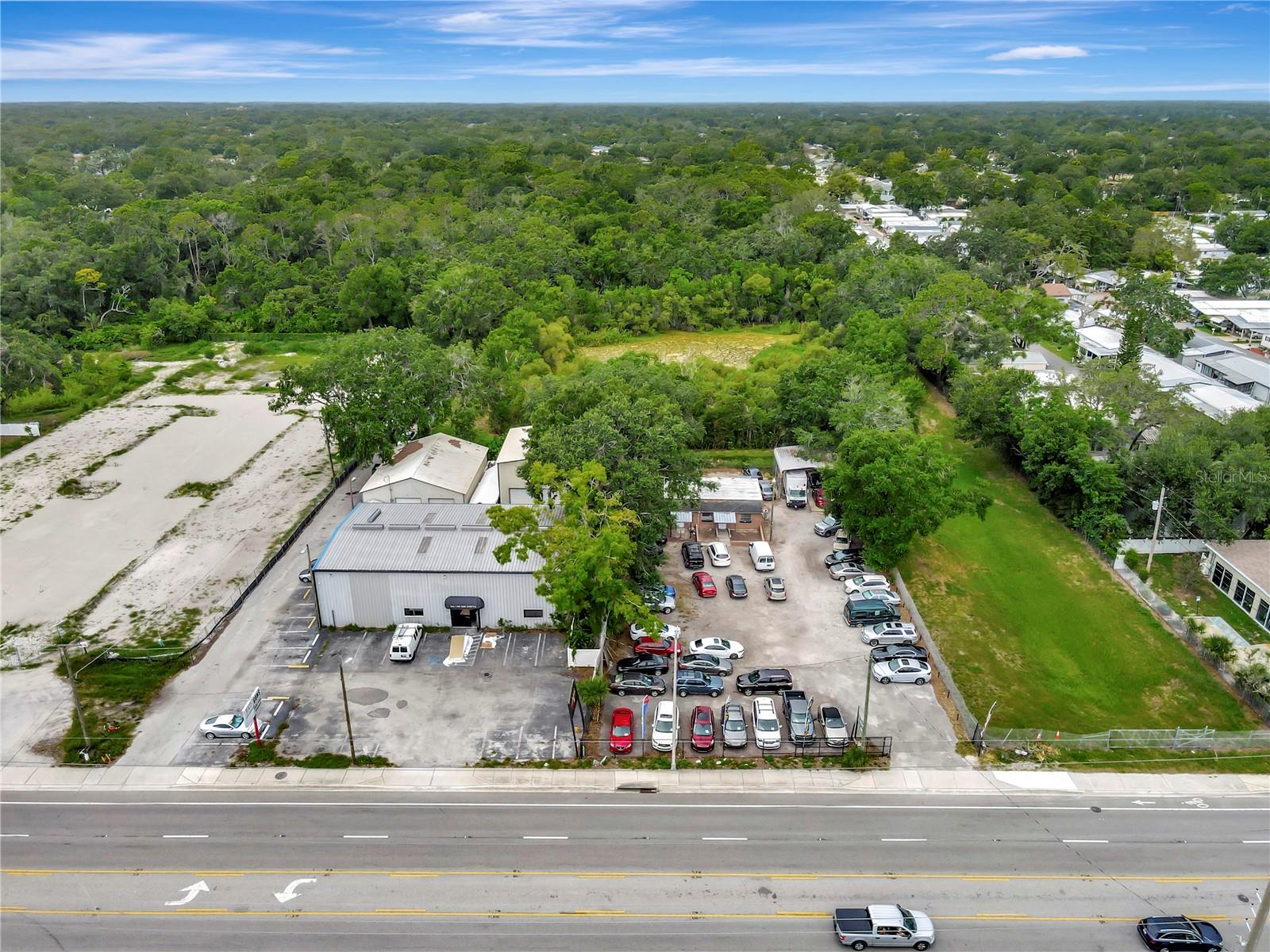 Listing photo id 38 for 14230 Florida Avenue