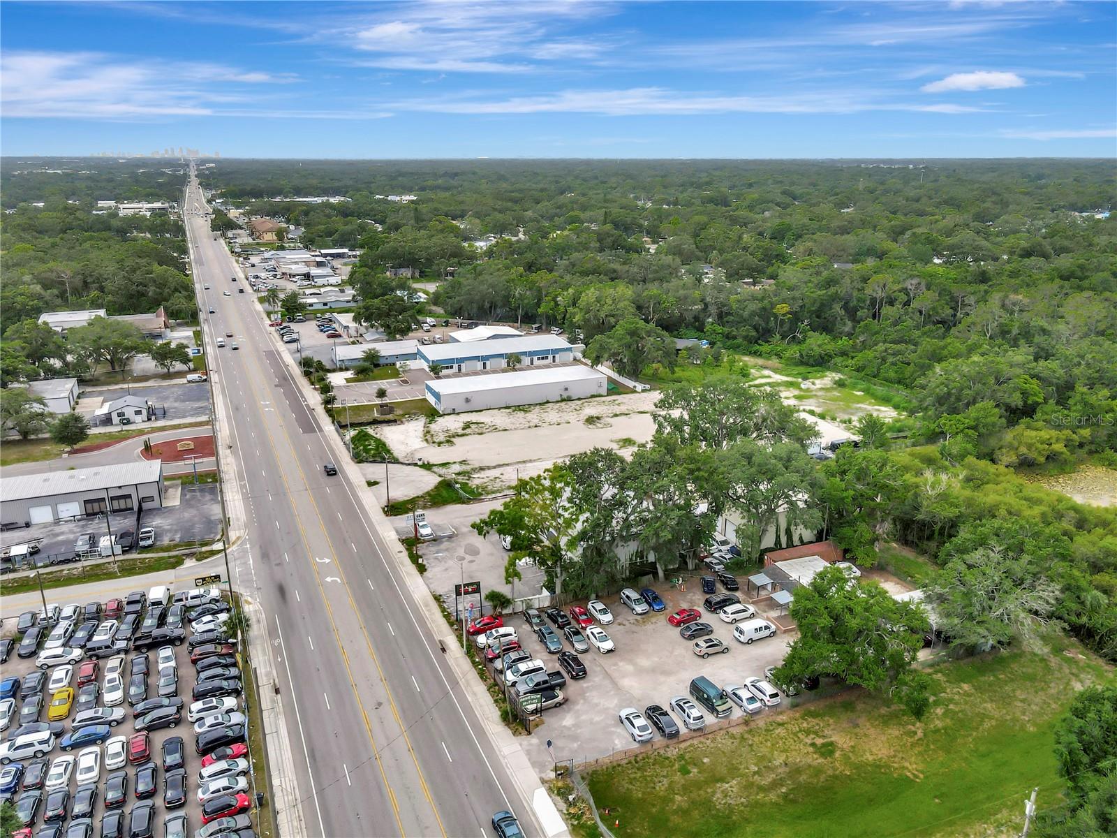 Listing photo id 40 for 14230 Florida Avenue
