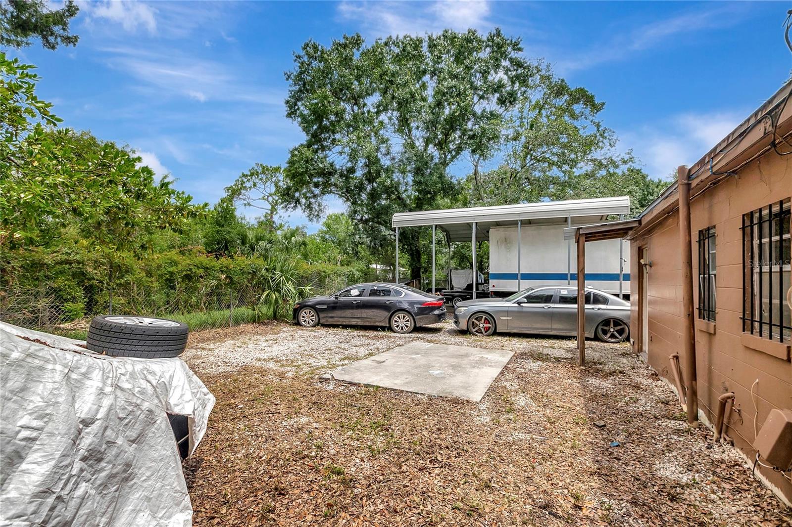 Listing photo id 5 for 14230 Florida Avenue