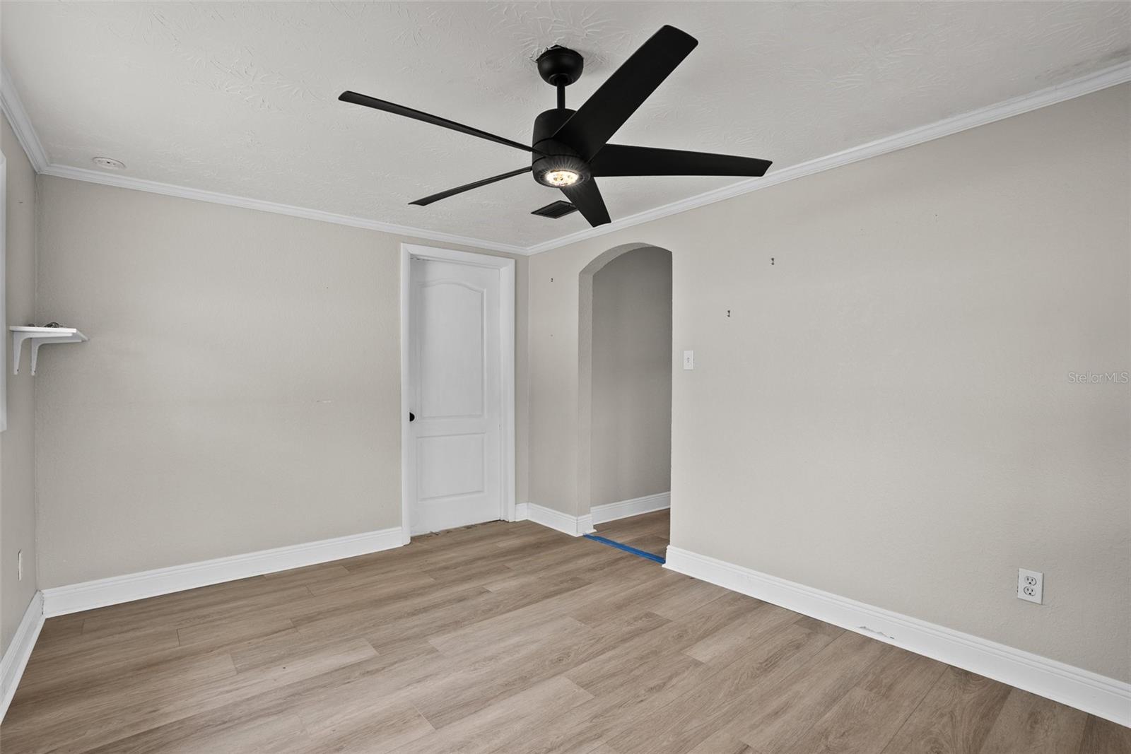 Image 24 of 40 For 2404 Corrine Street