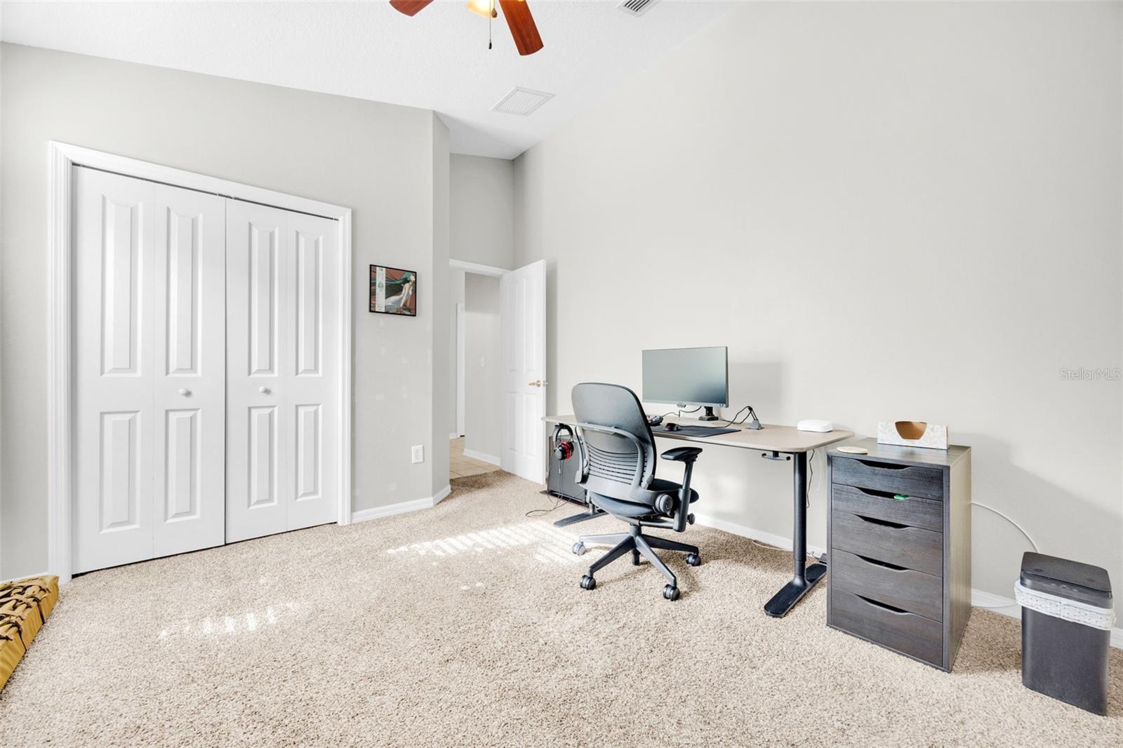 Image 30 of 45 For 10813 Rockledge View Dr.