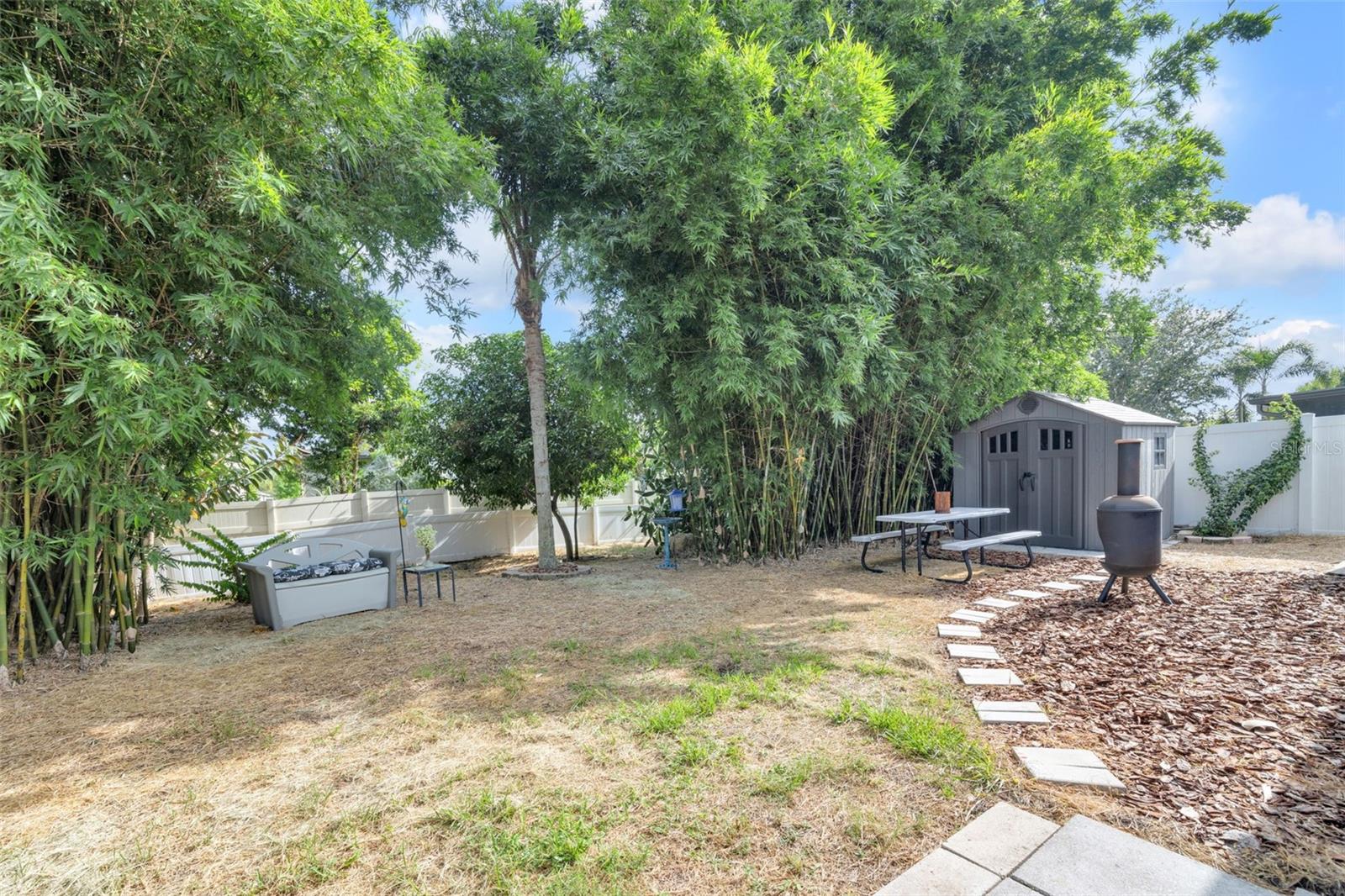 Image 35 of 45 For 10813 Rockledge View Dr.
