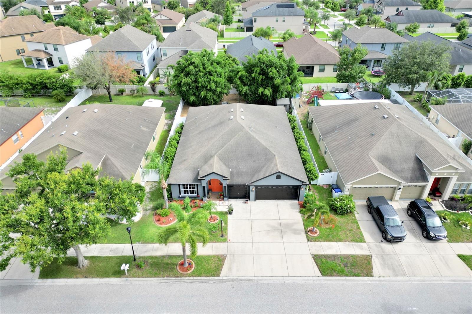 Image 40 of 45 For 10813 Rockledge View Dr.