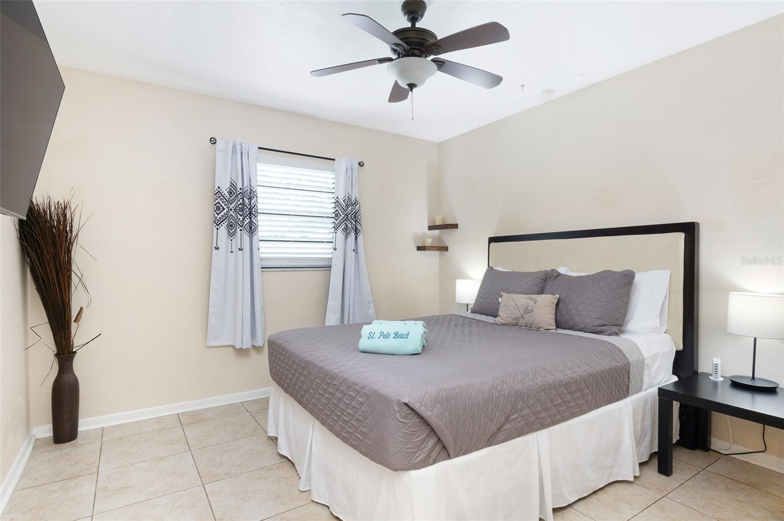 Image 16 of 31 For 6394 51st Avenue N