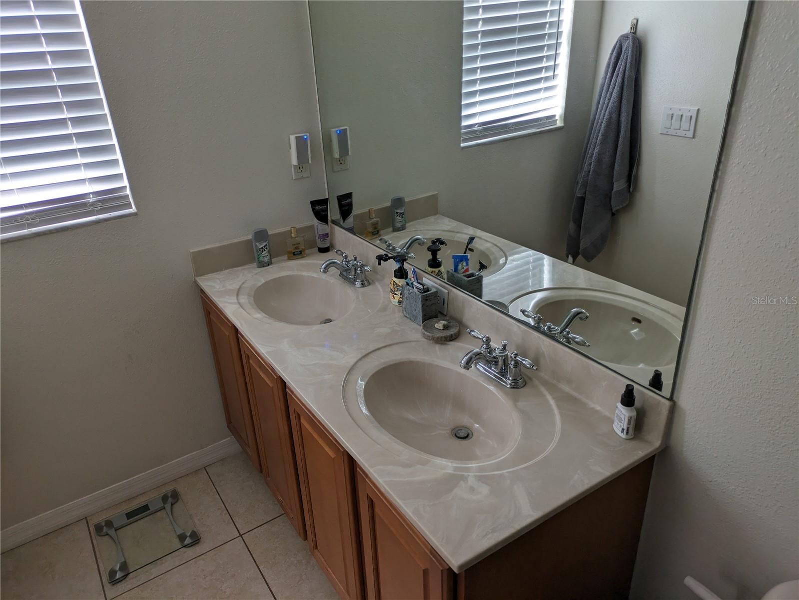 Image 16 of 40 For 12216 Southbridge Terrace