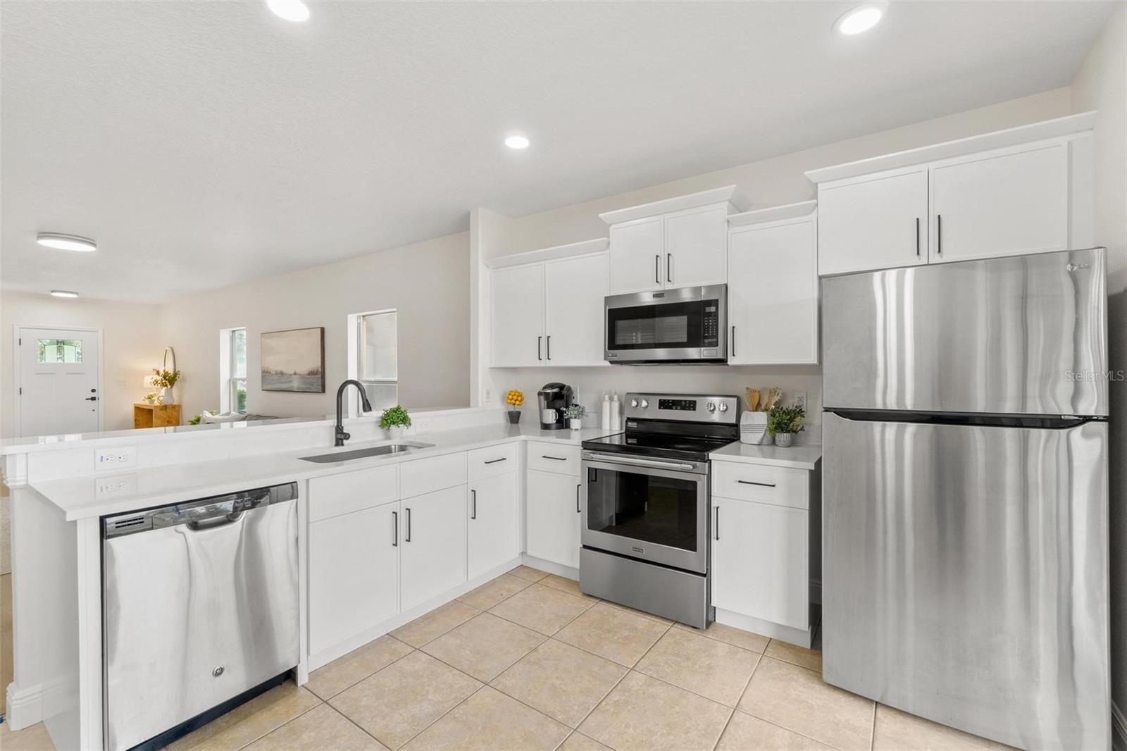 Image 5 of 25 For 1112 Seminole Sky Drive