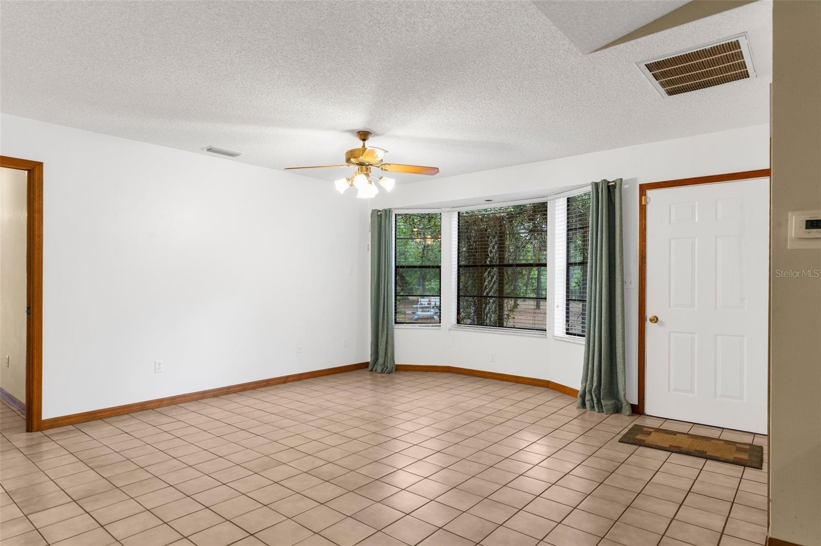 Image 16 of 73 For 17207 Bosley Drive
