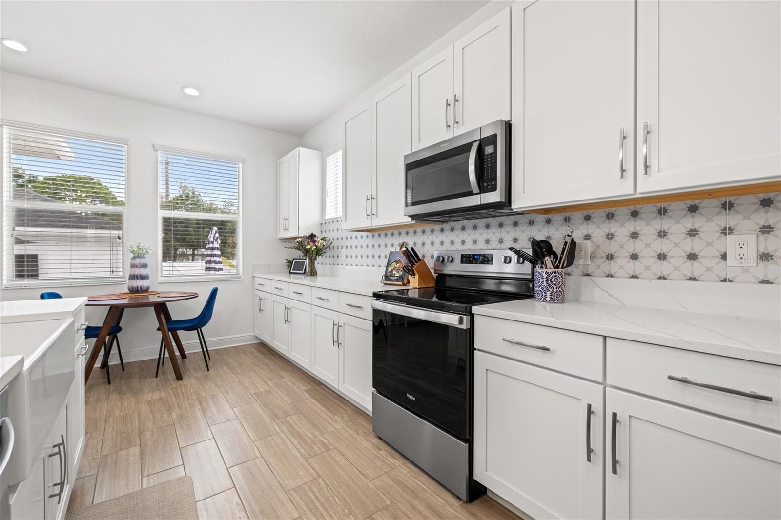 Image 23 of 53 For 517 39th Avenue N
