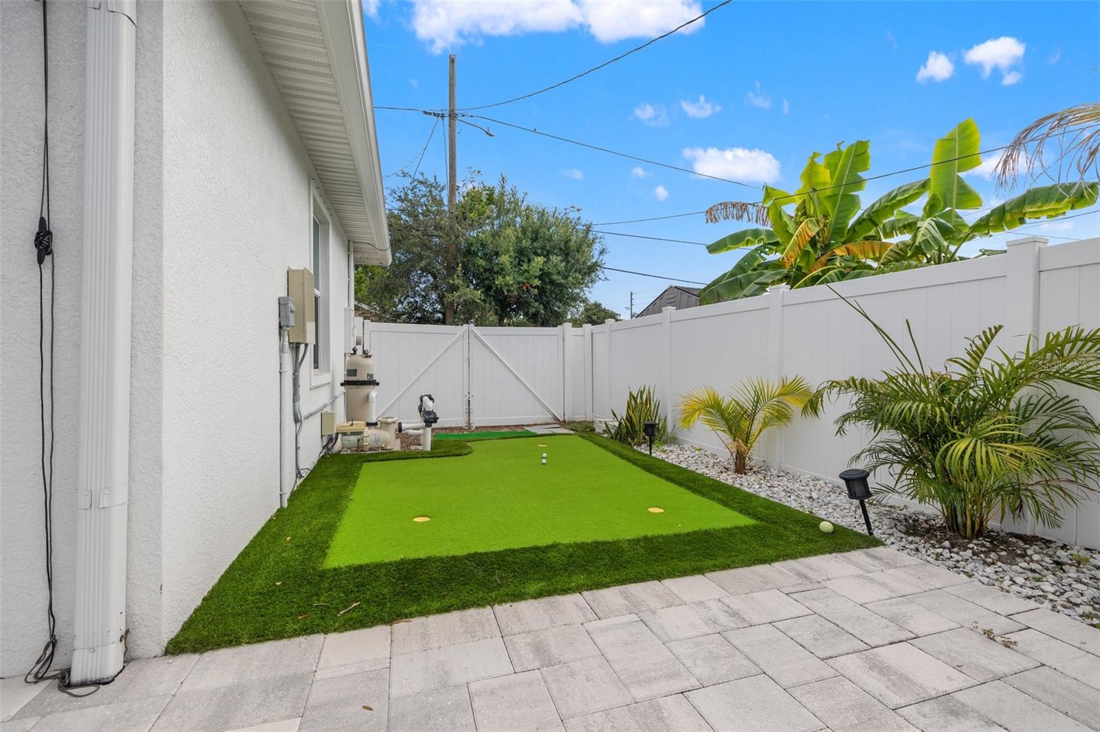 Image 43 of 53 For 517 39th Avenue N