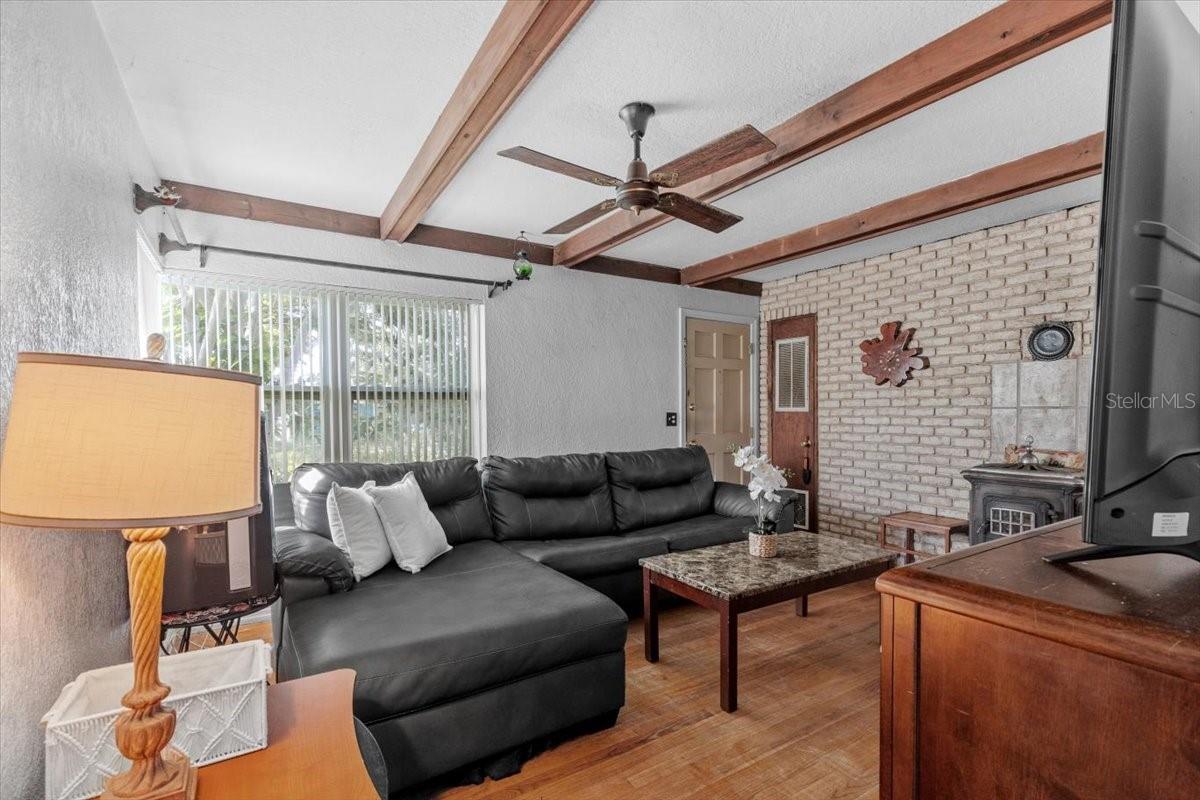 Image 8 of 42 For 1222 Palm Street