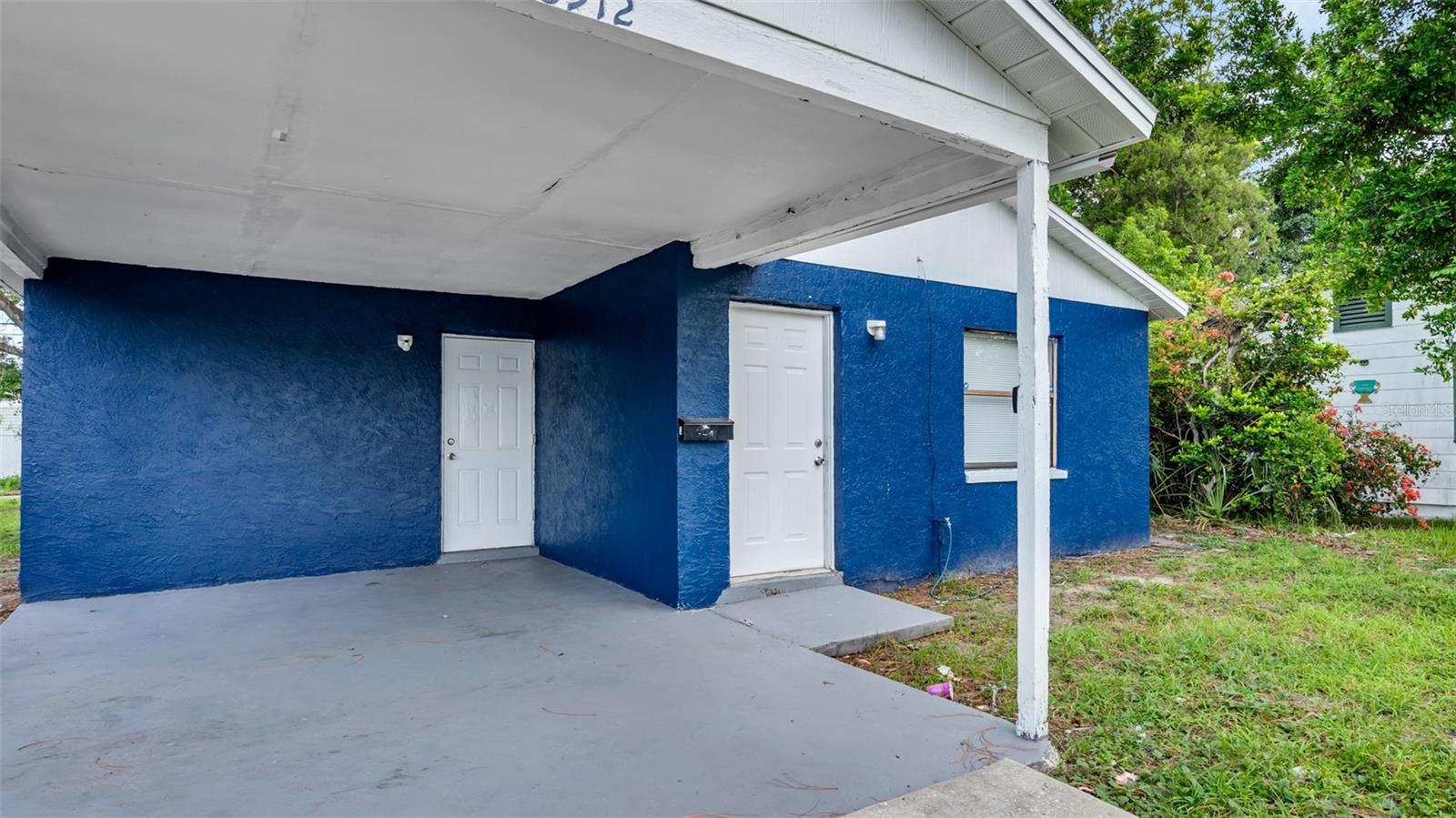 Image 4 of 22 For 3912 10th Avenue S
